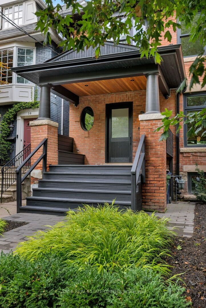 36 Macpherson Avenue, Toronto, ON M5R 1W8