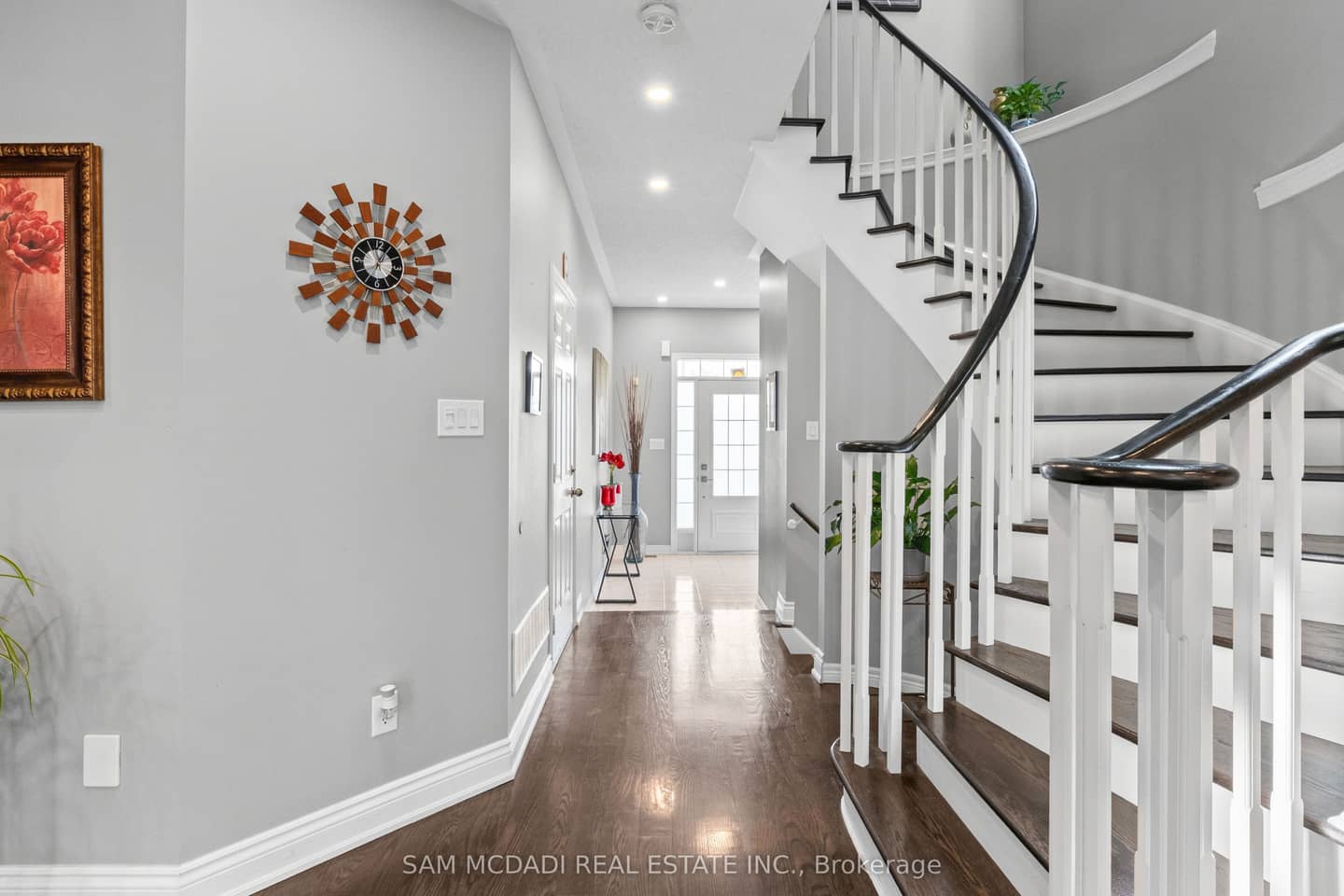 195 Holmes Crescent, Milton, ON L9T 0T8