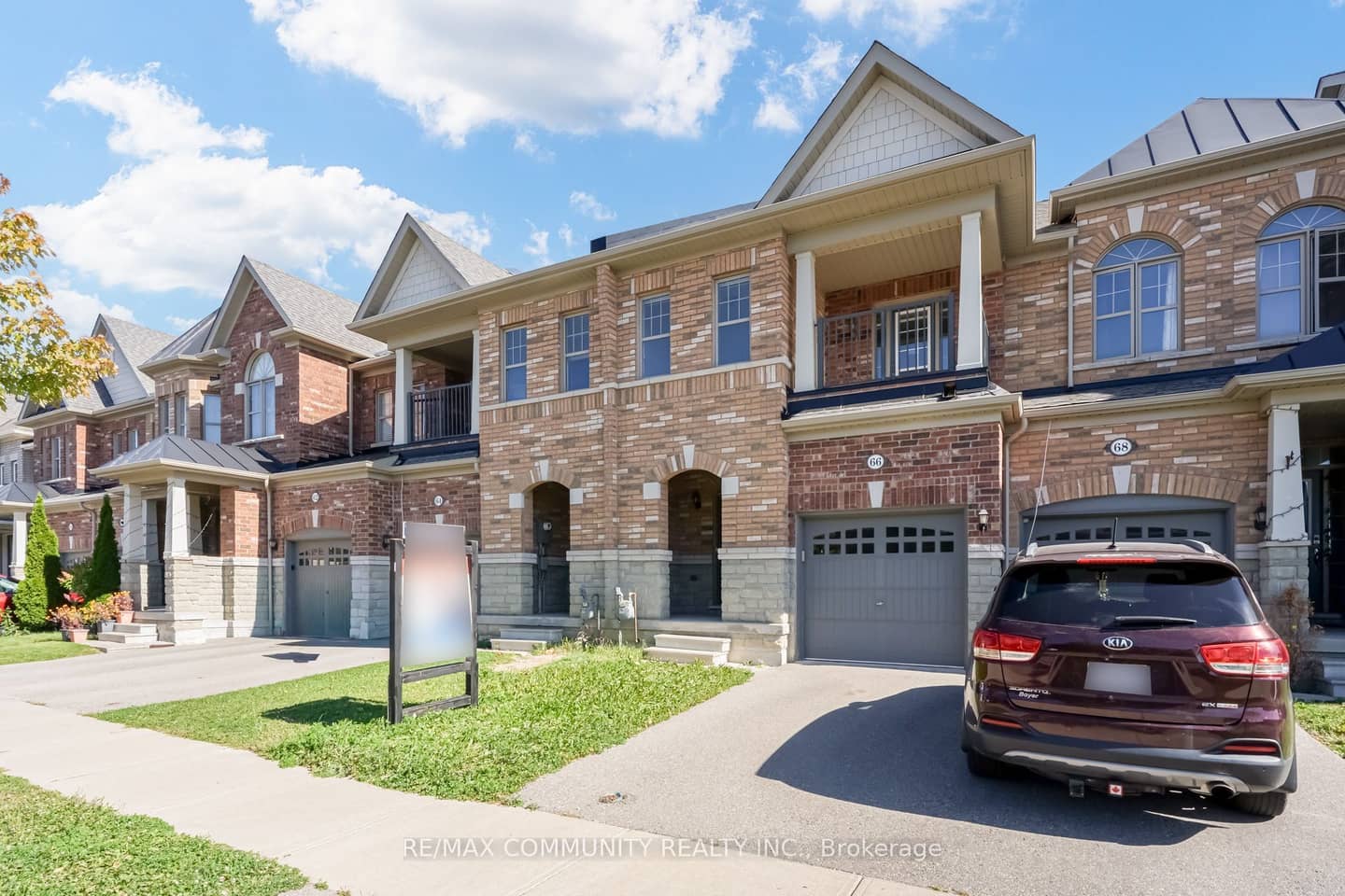 66 Kempsford Crescent, Brampton, ON L7A 4M5