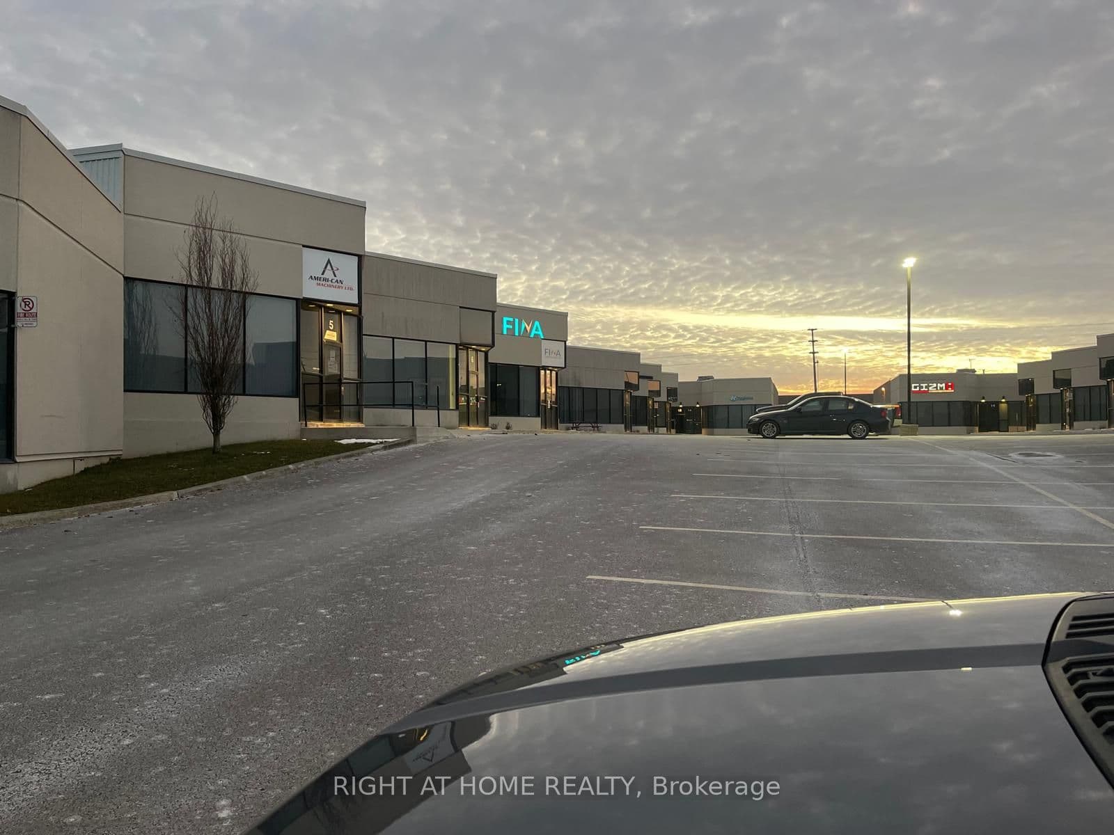 2650 Meadowvale Boulevard 7, Mississauga, ON L5N 6M5