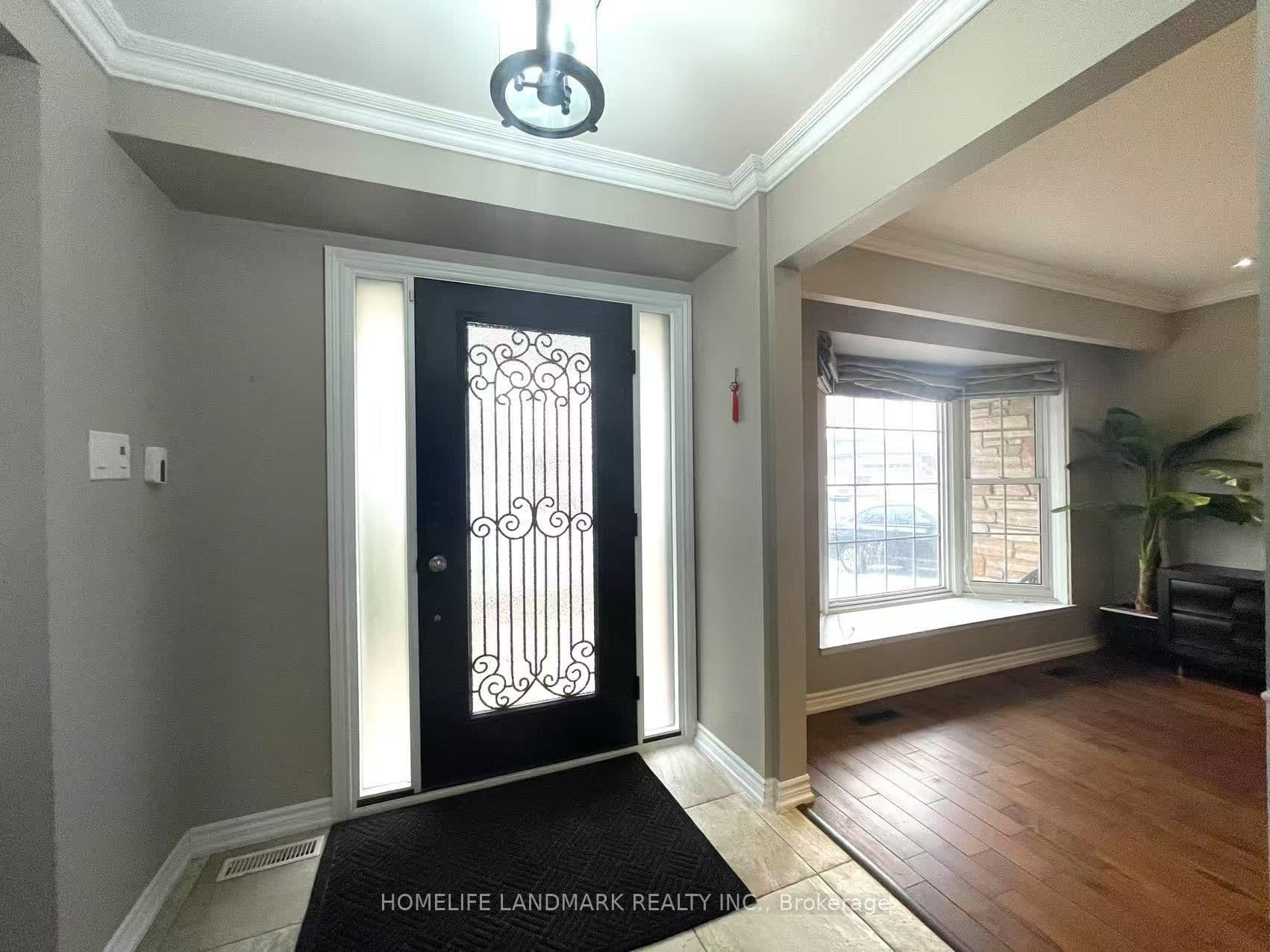 15 Orangewood Crescent Upper, Toronto, ON M1W 1C5