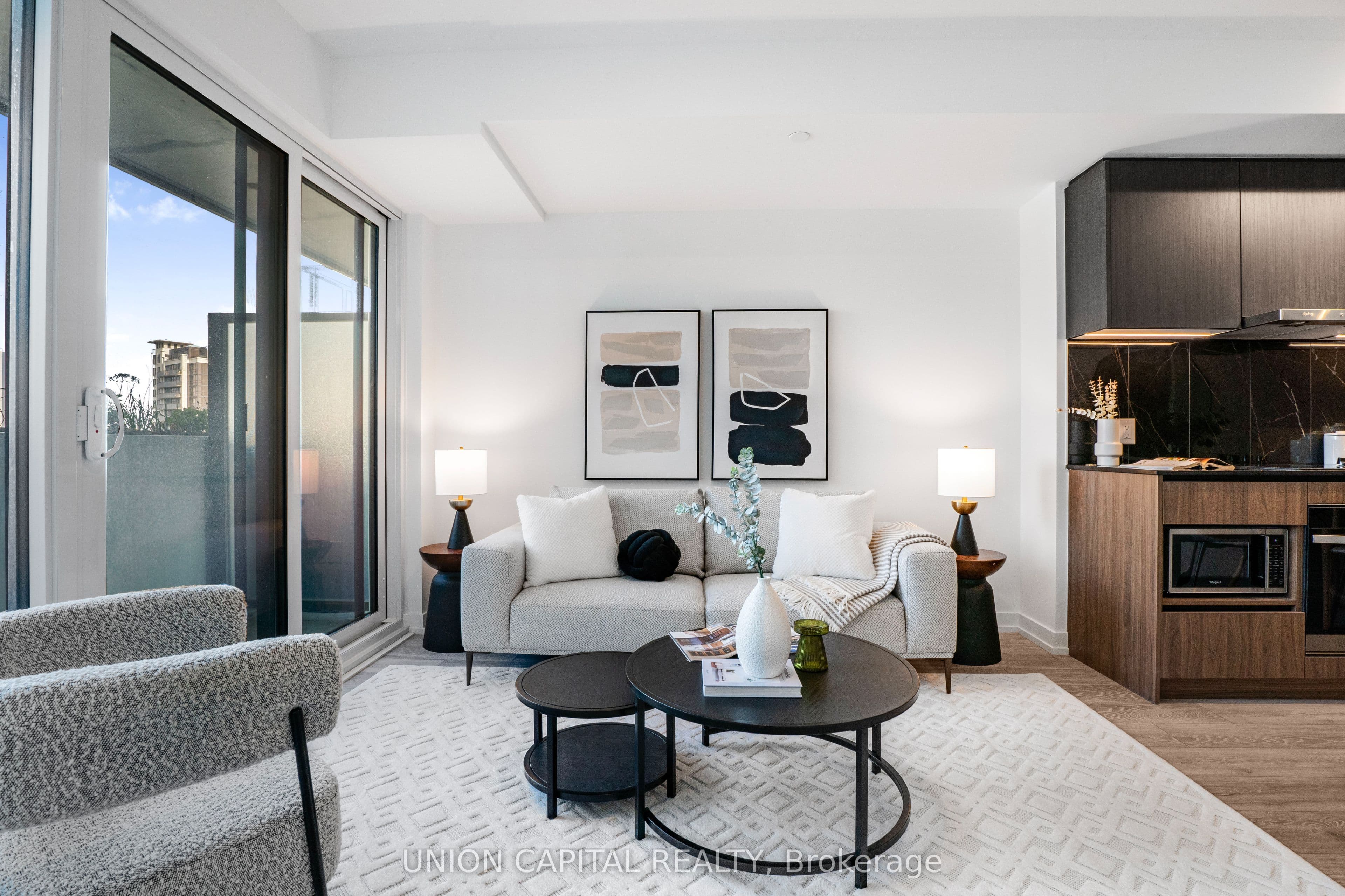 1100 Sheppard Avenue W 835, Toronto, ON M3K 0E4