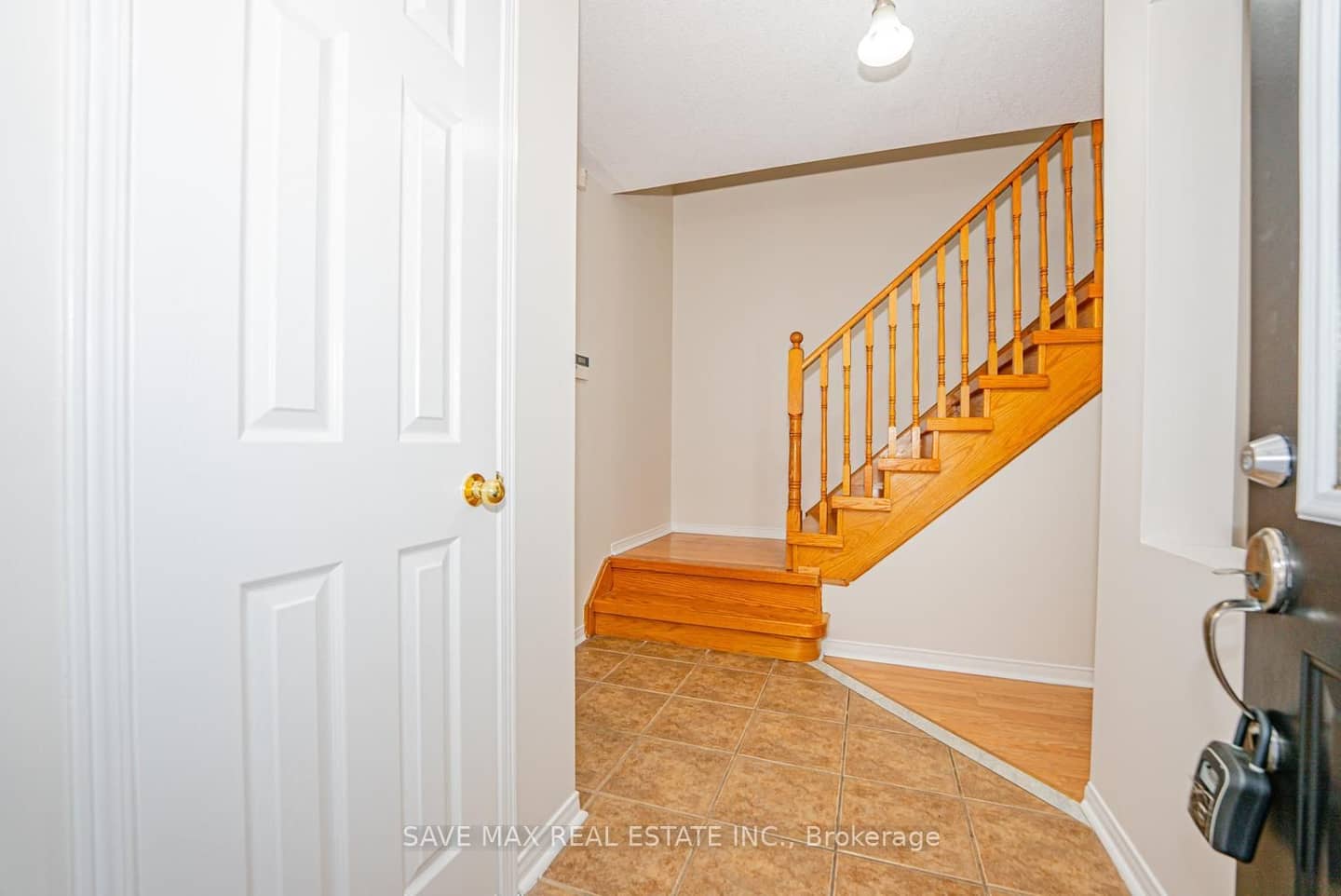 1148 Windbrook Grove, Mississauga, ON L5V 2V1