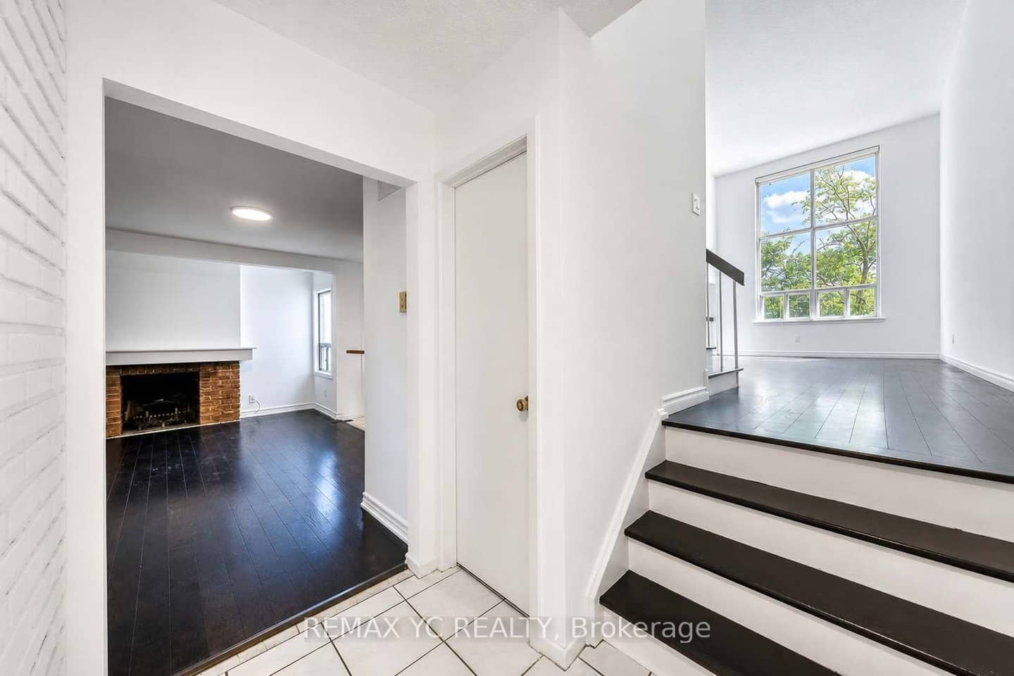 35 Kitsilano Crescent, Richmond Hill, ON L4C 5A4