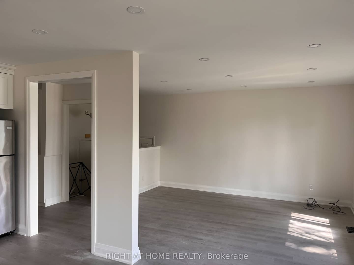 32 Brimorton Drive, Toronto, ON M1P 3Y9