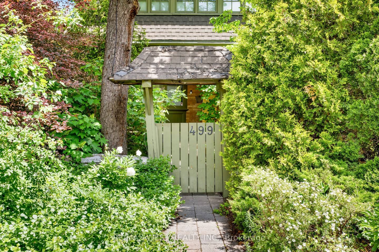 499 Parkside Drive, Toronto, ON M6R 2Z9