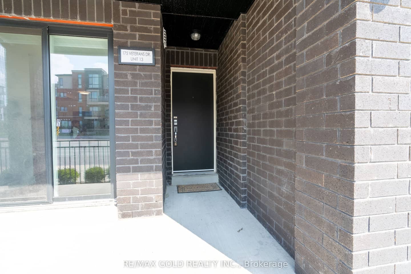 175 Veterans Drive 13, Brampton, ON L7A 5L2