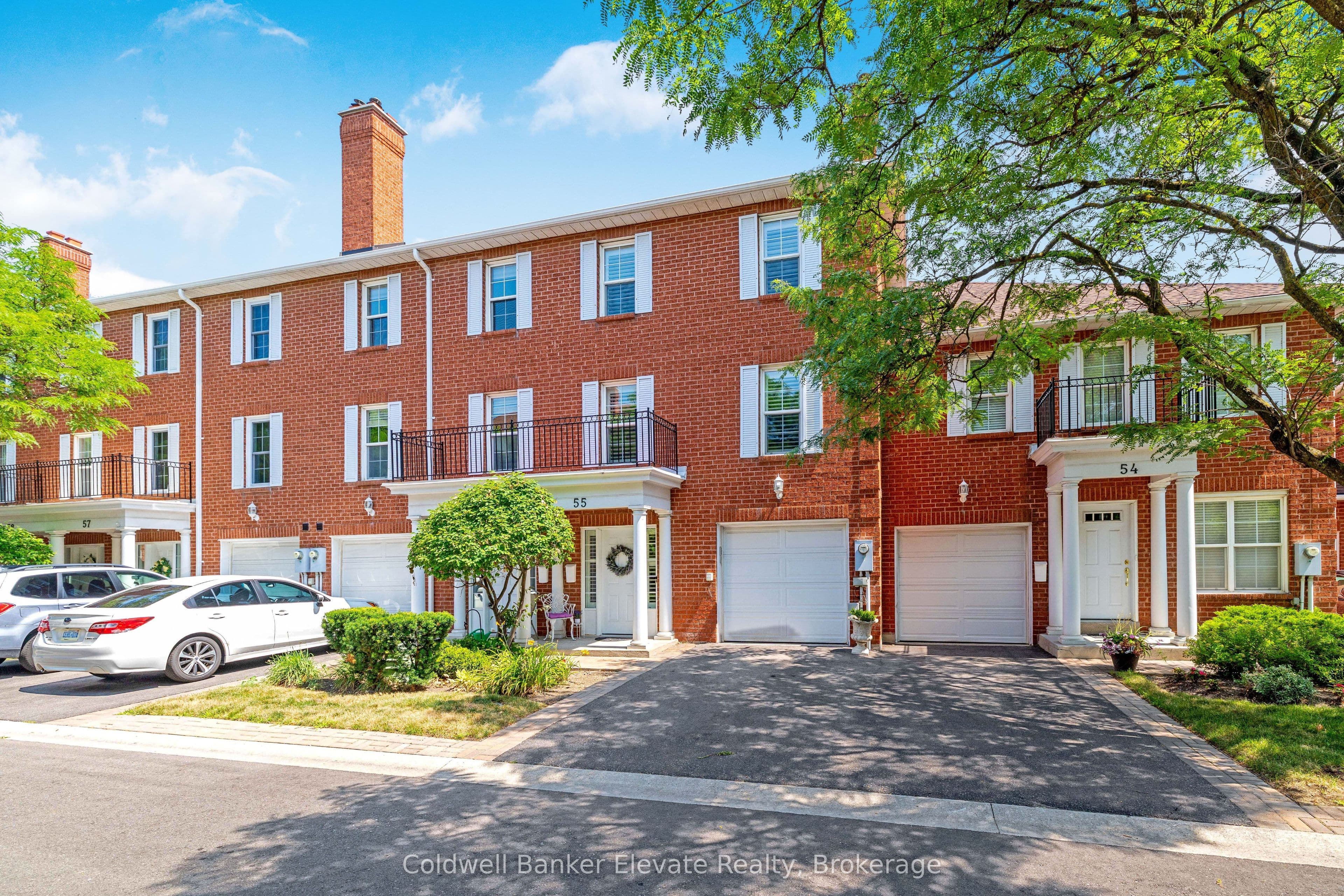 55 Stornwood Court, Brampton, ON L6W 4J1
