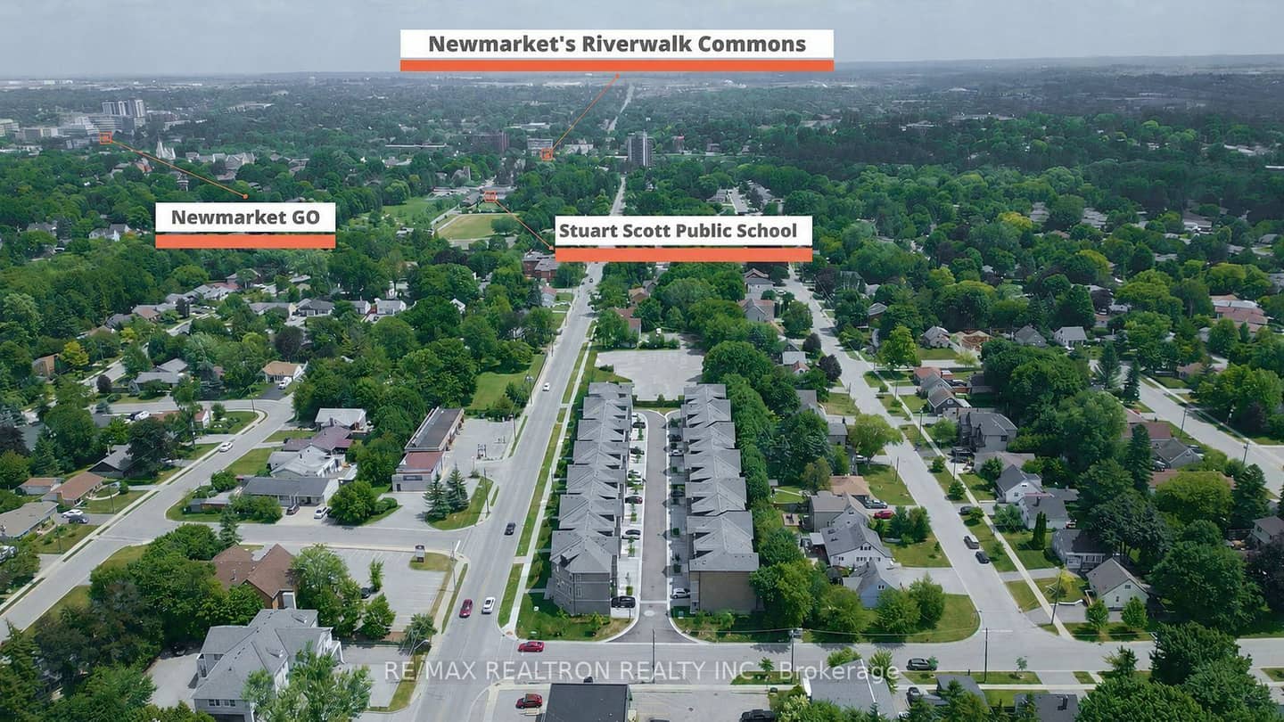 260 Eagle Street 22, Newmarket, ON L3Y 1K1