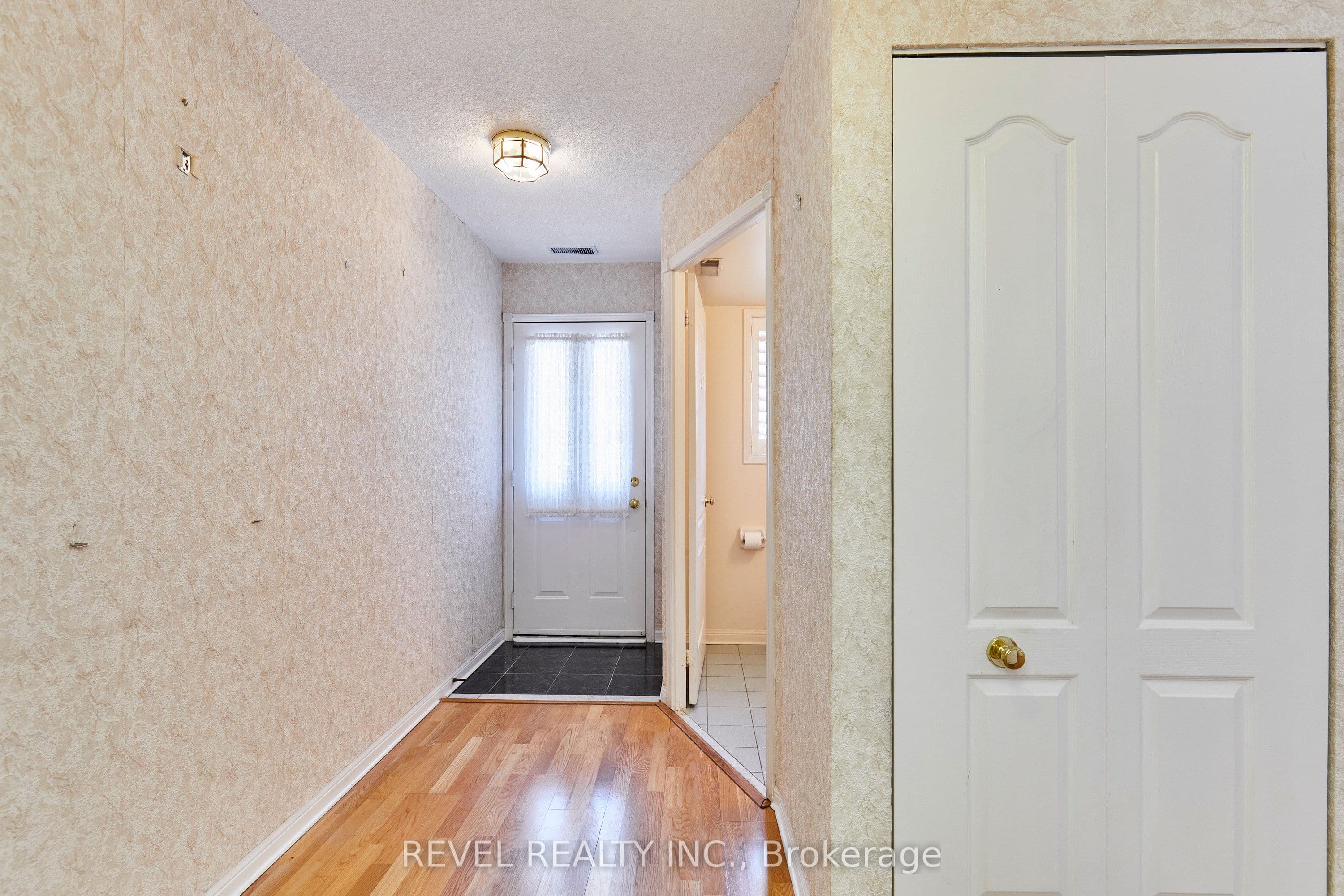 1400 The Esplanade N 411, Pickering, ON L1V 6V2