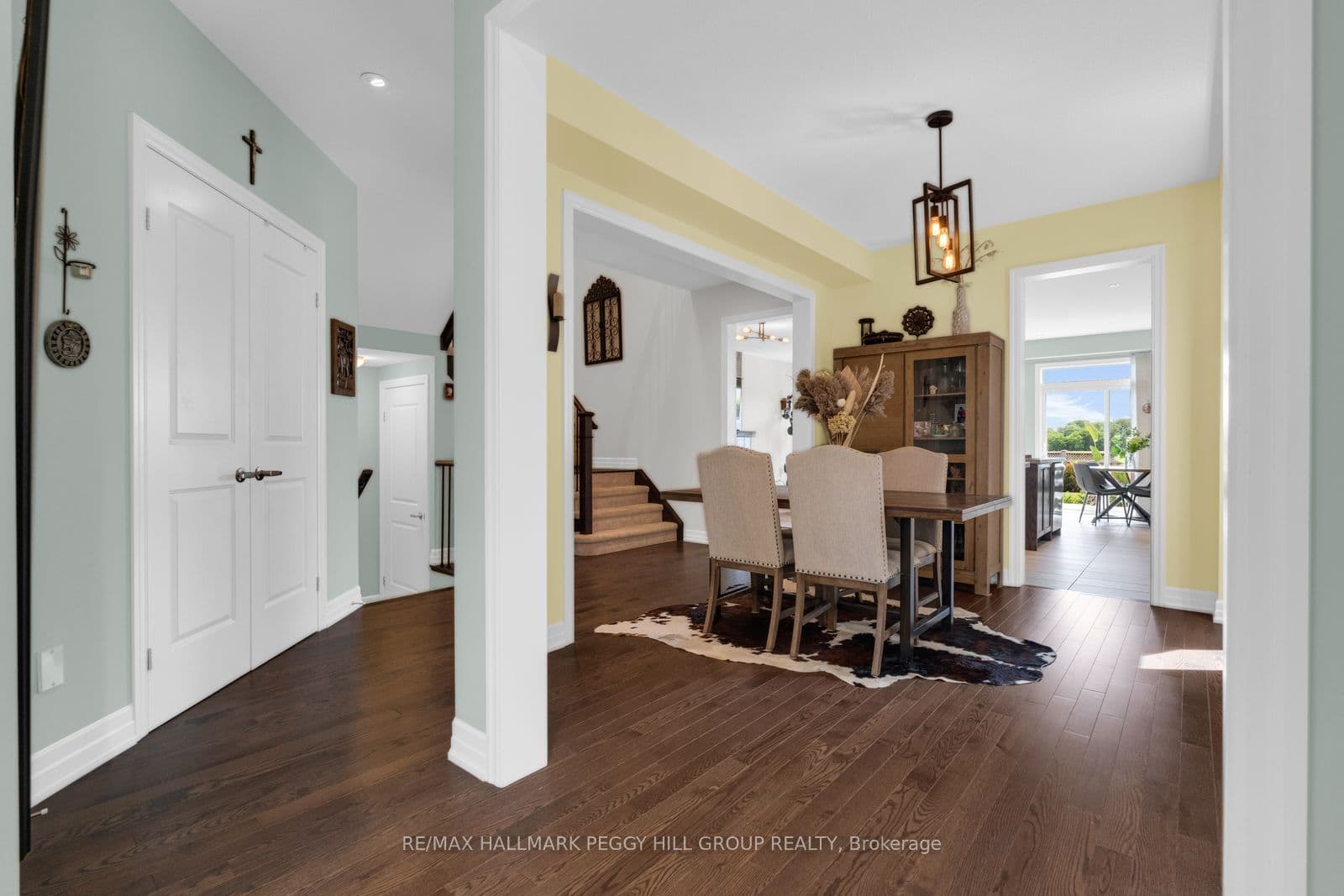 15 Wagner Crescent, Essa, ON L3W 0P4