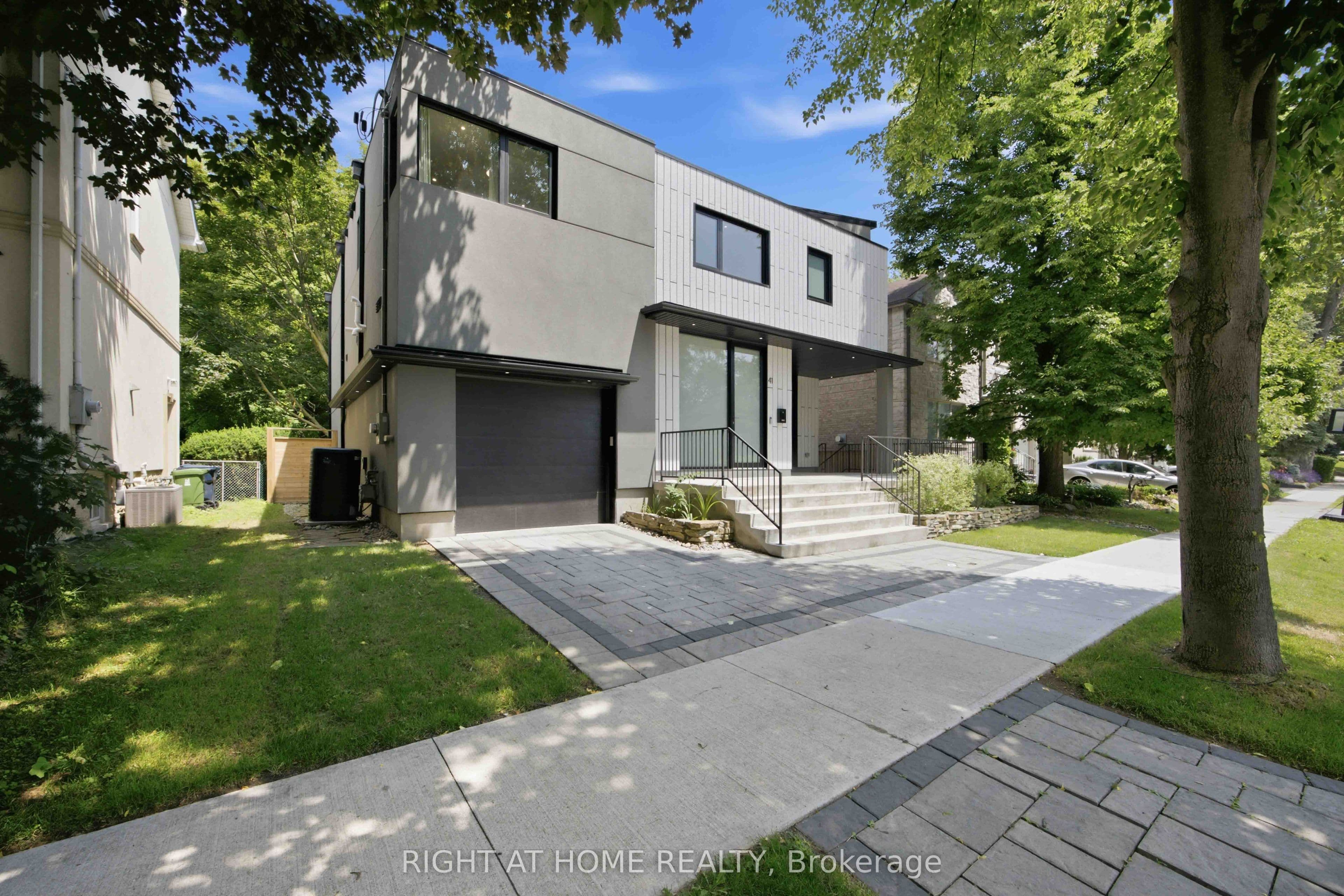 41 Bonnyview Drive, Toronto, ON M8Y 3G7