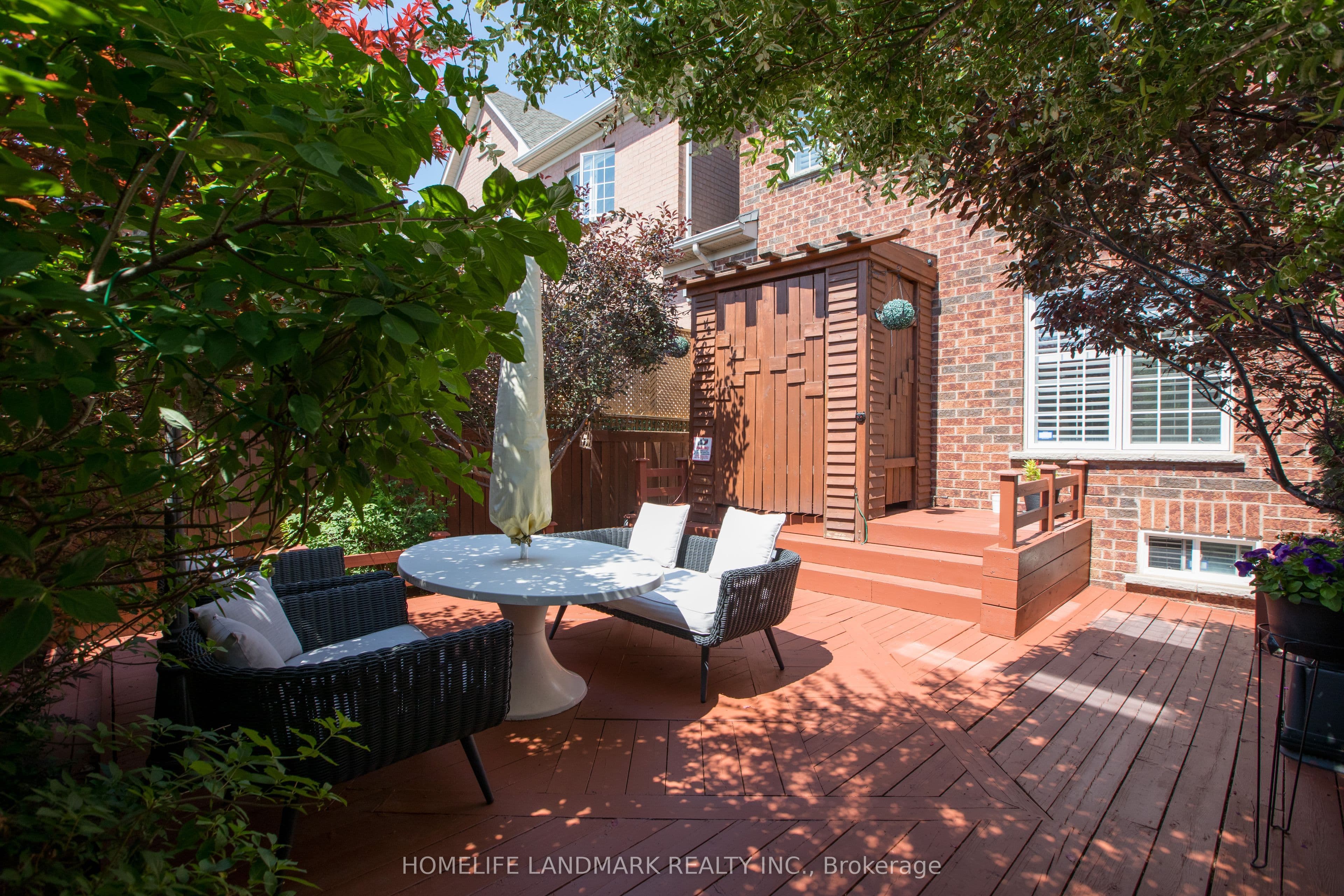 3432 Eglinton Avenue W, Mississauga, ON L5M 7P2