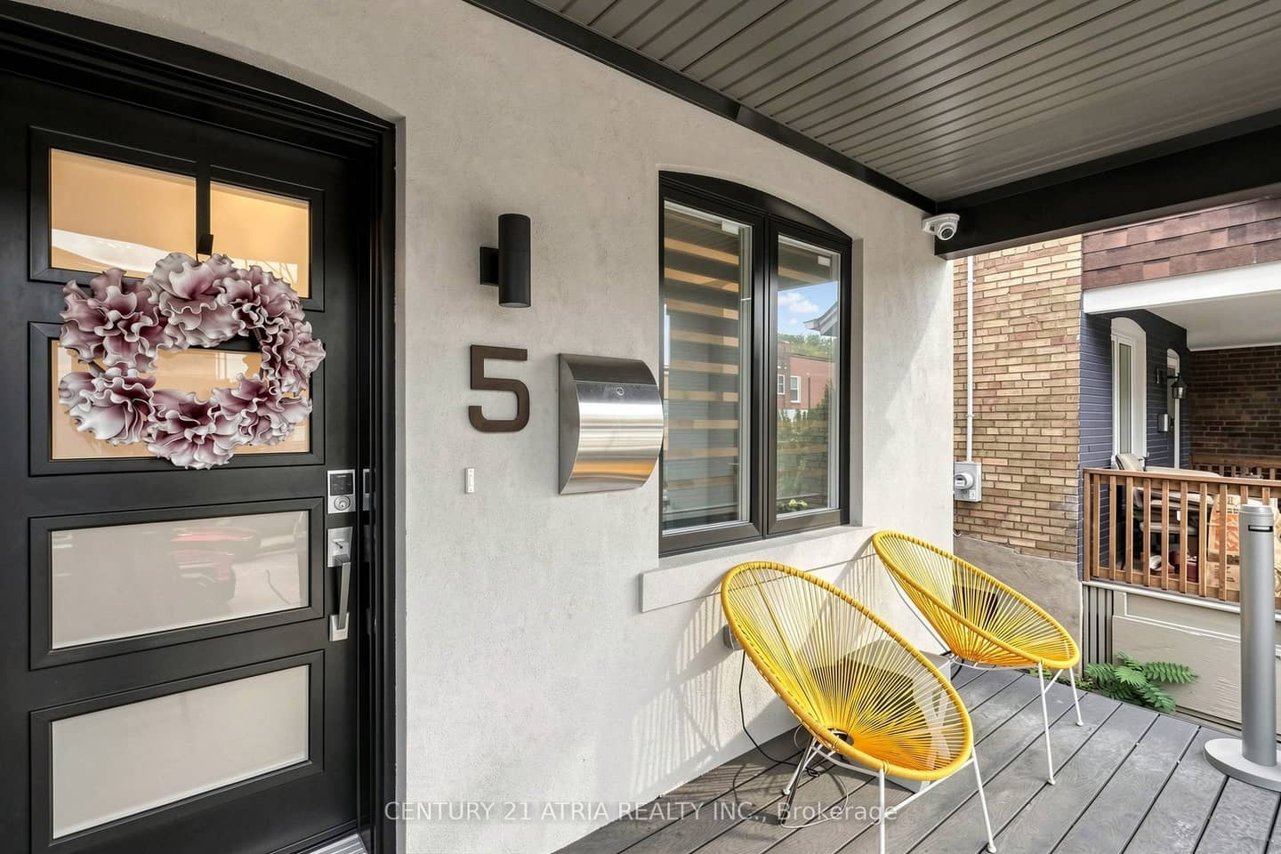 5 Bertmount Avenue, Toronto, ON M4M 2X8