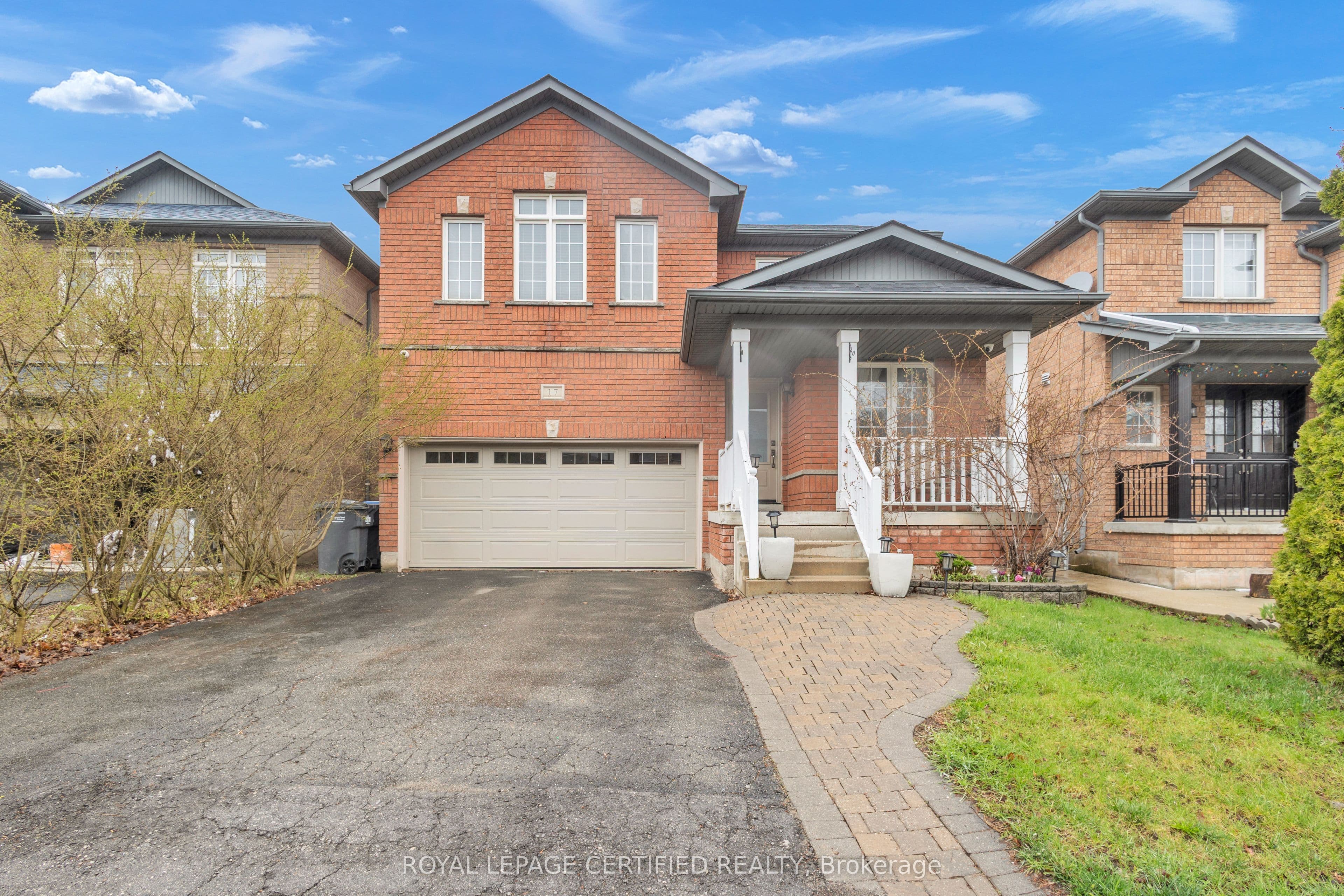 17 Chestermere Crescent, Brampton, ON L7A 2E8