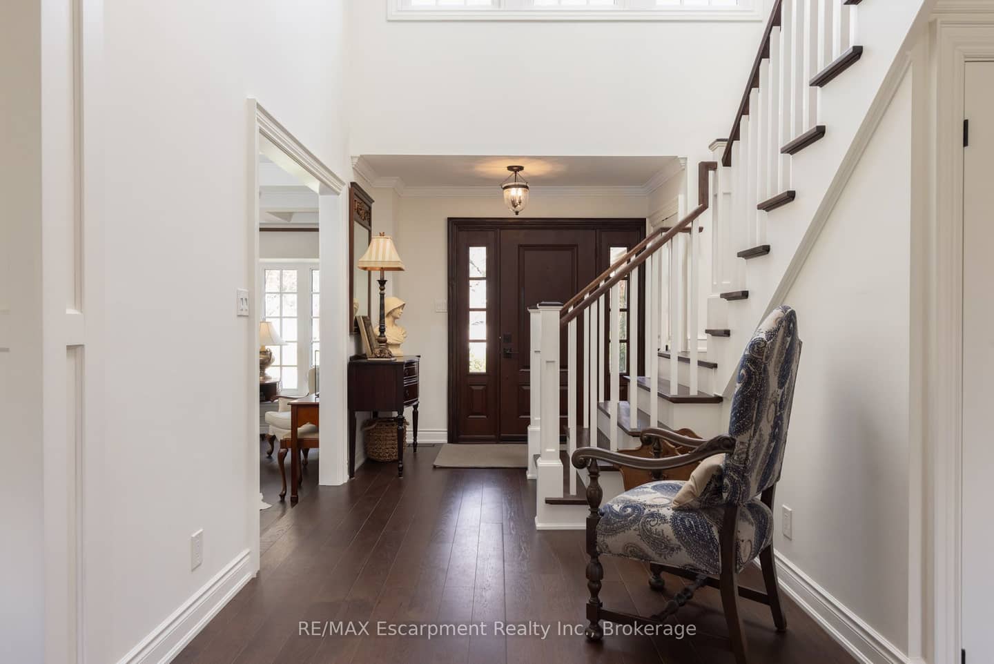 392 Aspen Forest Drive, Oakville, ON L6J 6H5