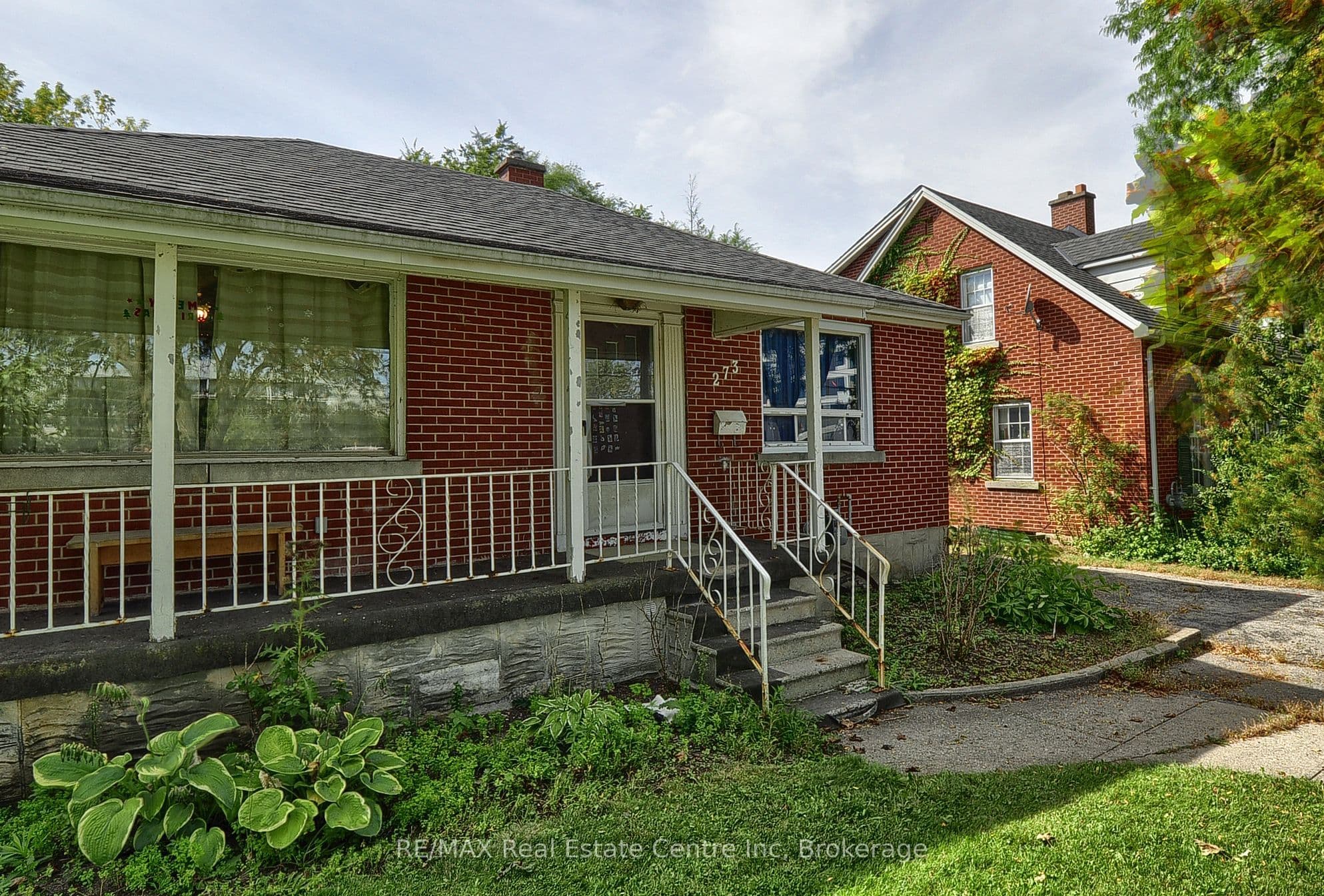 273 Albert Street, Waterloo, ON N2L 3T7