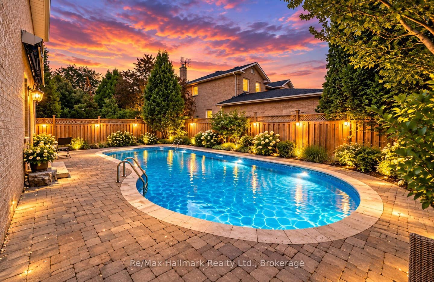 500 Blenheim Crescent, Oakville, ON L6J 6P7