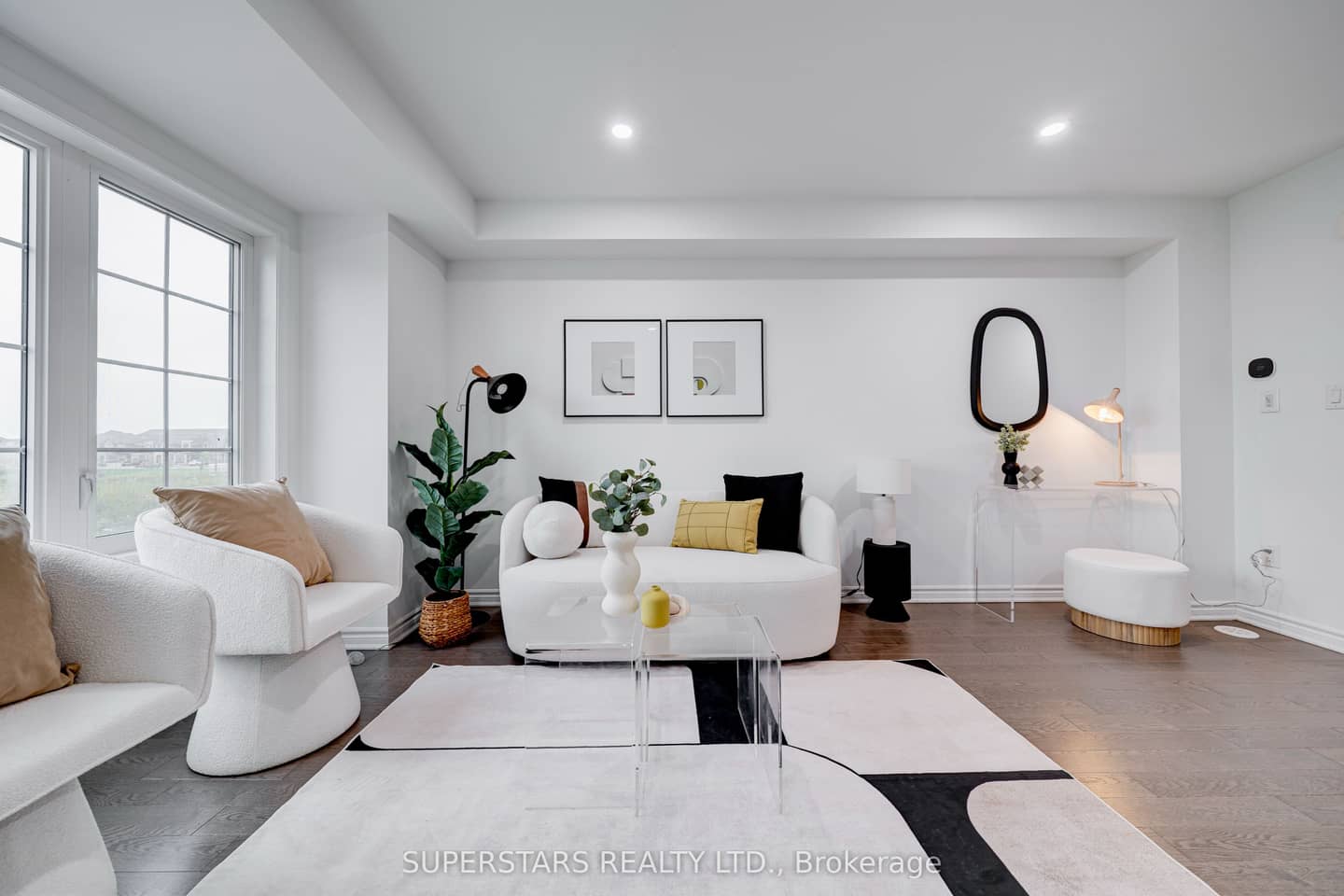109 Mcalister Avenue, Richmond Hill, ON L4S 0L2
