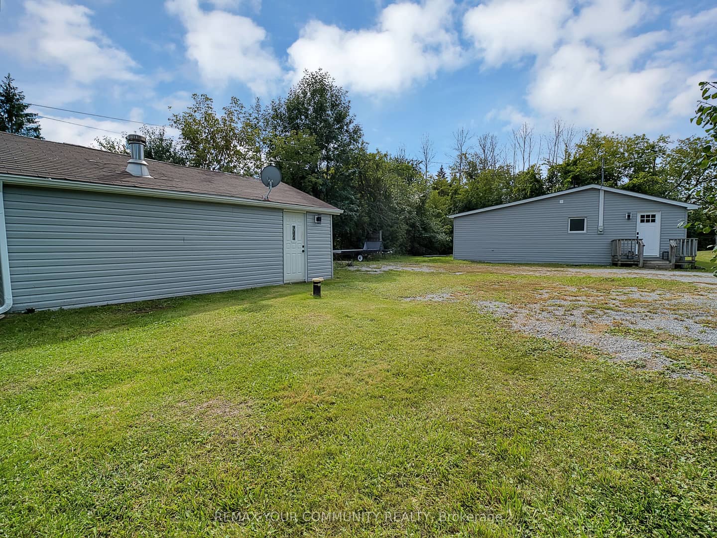 18 Isle Vista Drive, Georgina, ON L0E 1N0