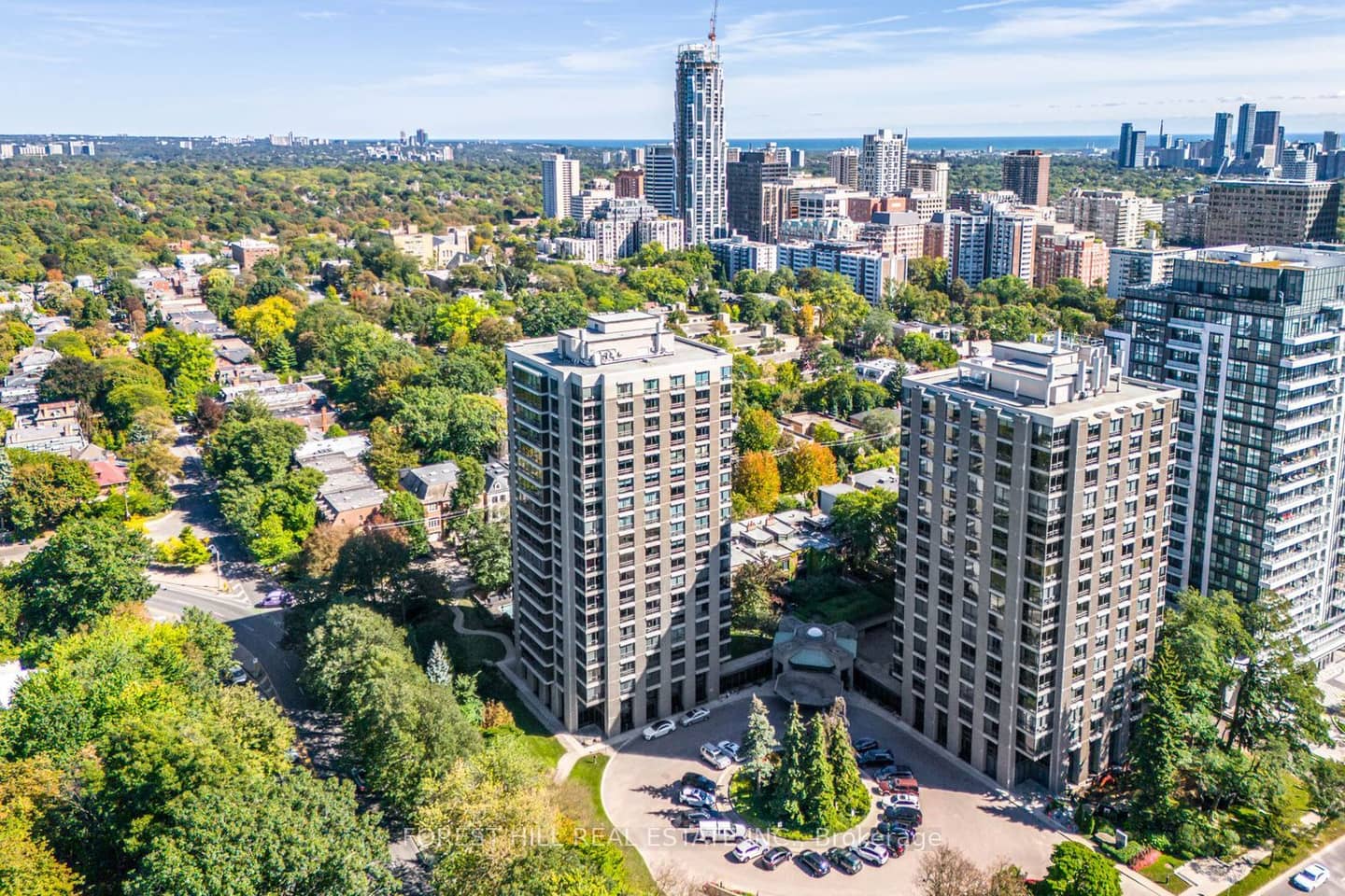 625 Avenue Road 2003, Toronto, ON M4V 2K7