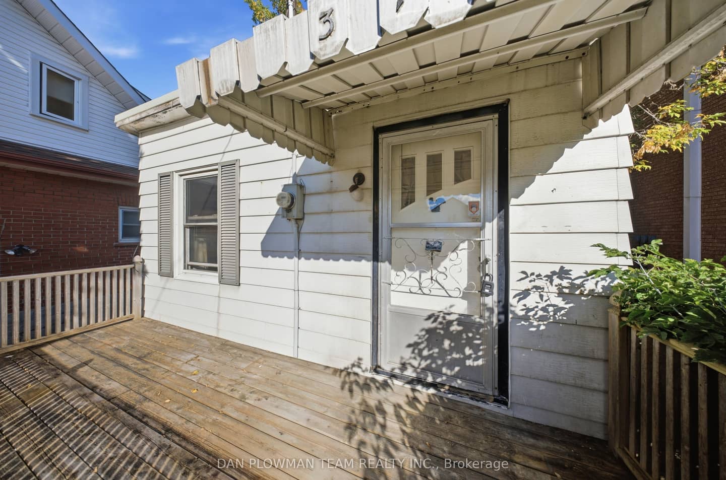372 Pine Avenue, Oshawa, ON L1J 2H8