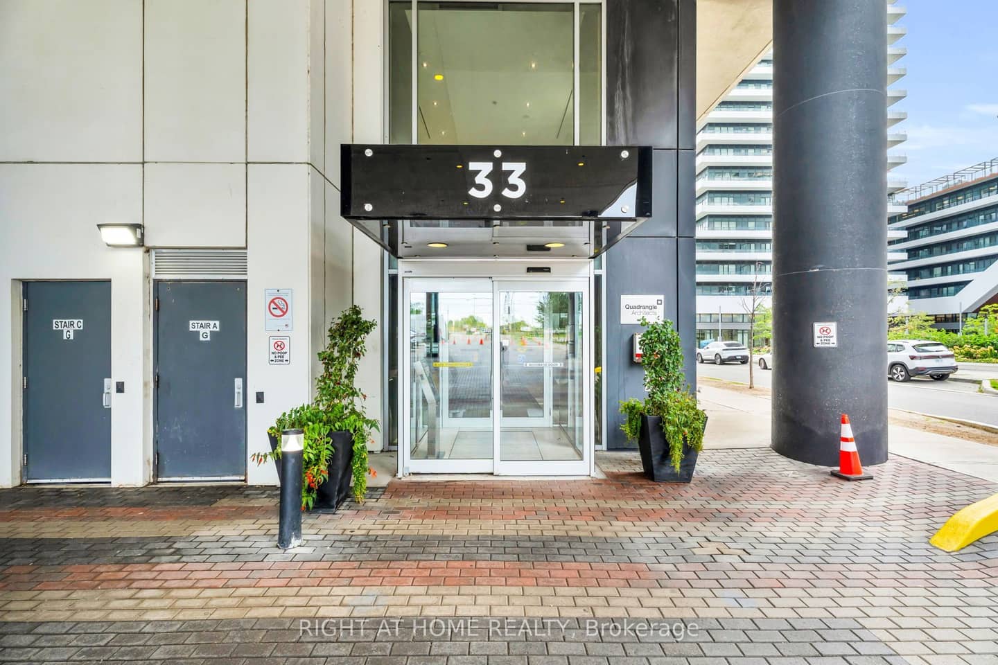 33 Shore Breeze Drive 2304, Toronto, ON M8V 0G1