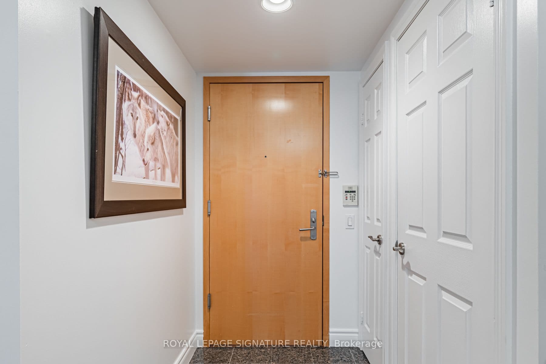 123 Eglinton Avenue E 813, Toronto, ON M4P 1J2