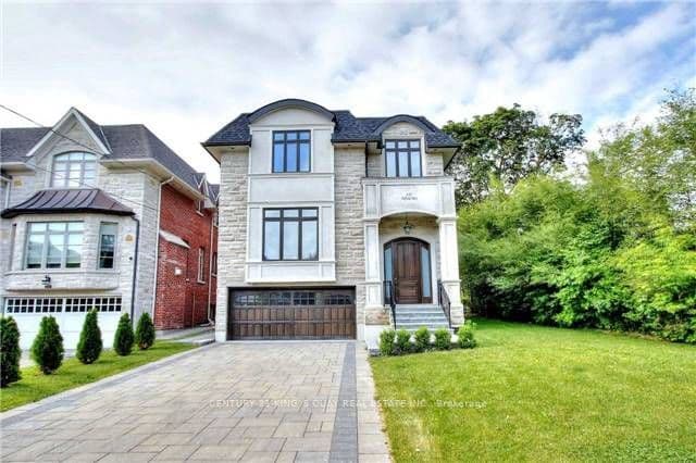 112 Alfred Avenue, Toronto, ON M2N 3H7