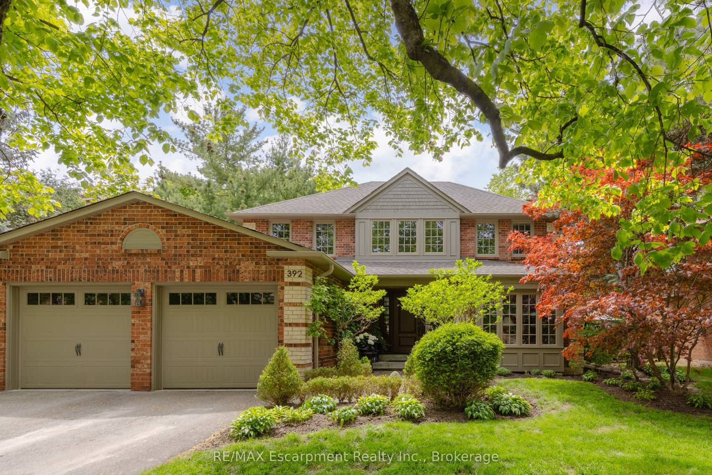 392 Aspen Forest Drive, Oakville, ON L6J 6H5