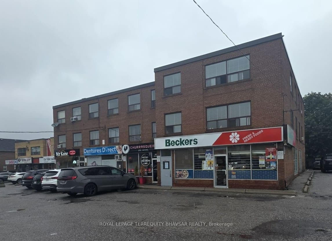 2827 Weston Road 3, Toronto, ON M9M 2S1