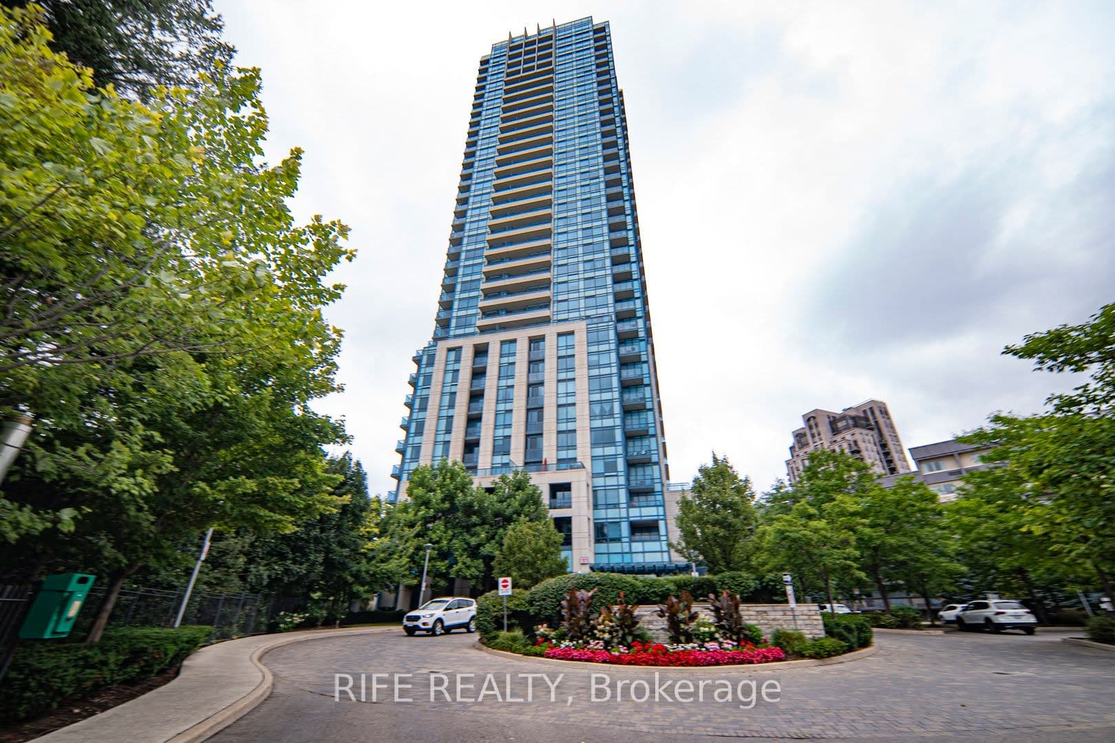 181 Wynford Drive 3301, Toronto, ON M3C 0C6