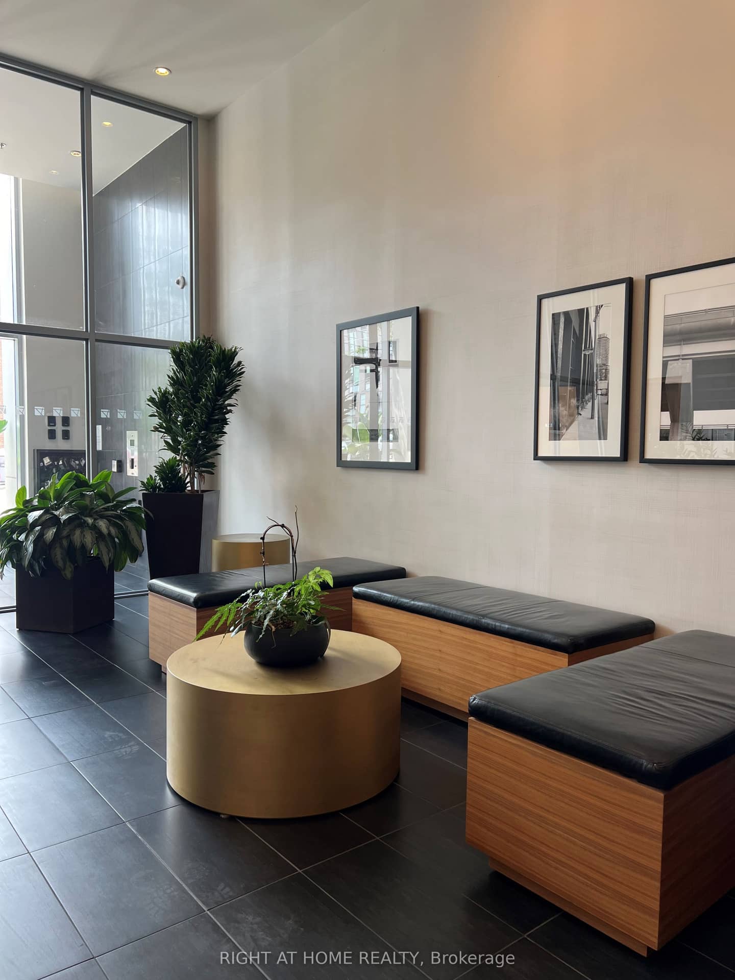 510 King Street E 103, Toronto, ON M5A 0E5