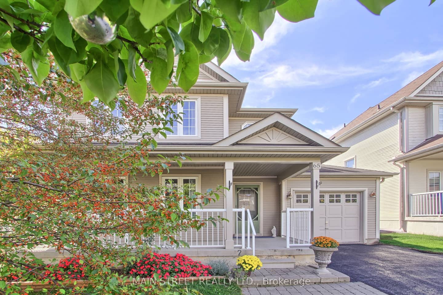 65 Ian Drive, Georgina, ON L4P 4G3