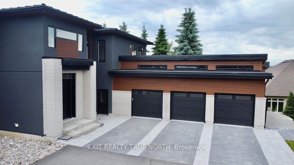 57 Glenhuron Drive, Springwater, ON L4M 6T4