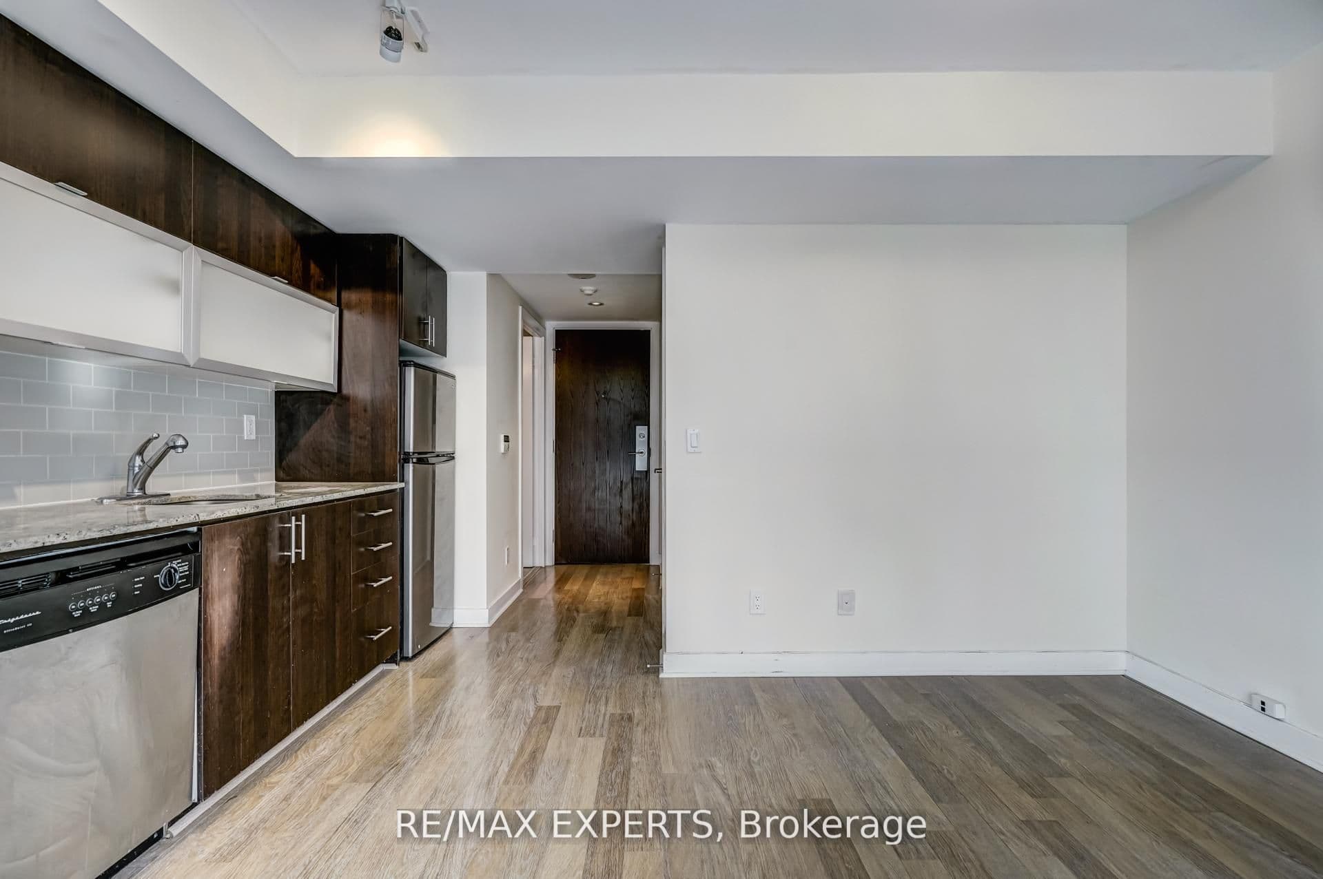 80 Western Battery Road 801, Toronto, ON M6K 3S1
