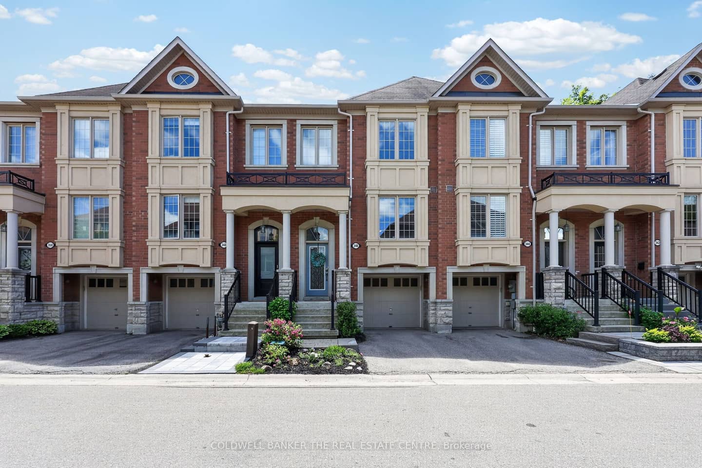 346 Doak Lane, Newmarket, ON L3Y 0A7