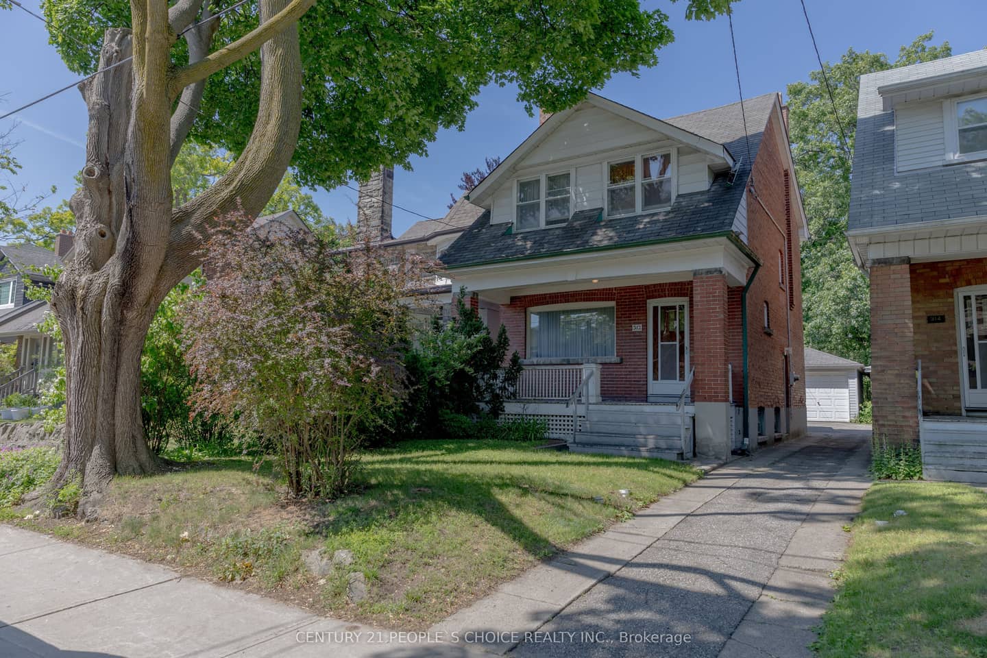 312 Runnymede Road, Toronto, ON M6S 2Y6