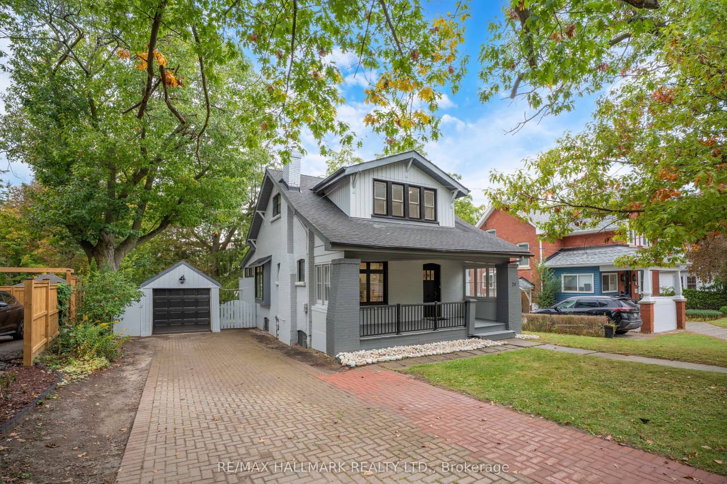 20 Elizabeth Street S, Richmond Hill, ON L4C 3V4