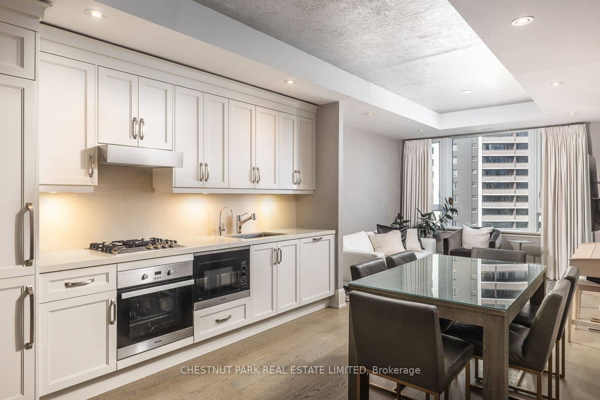 181 Davenport Road 506, Toronto, ON M5R 1J1