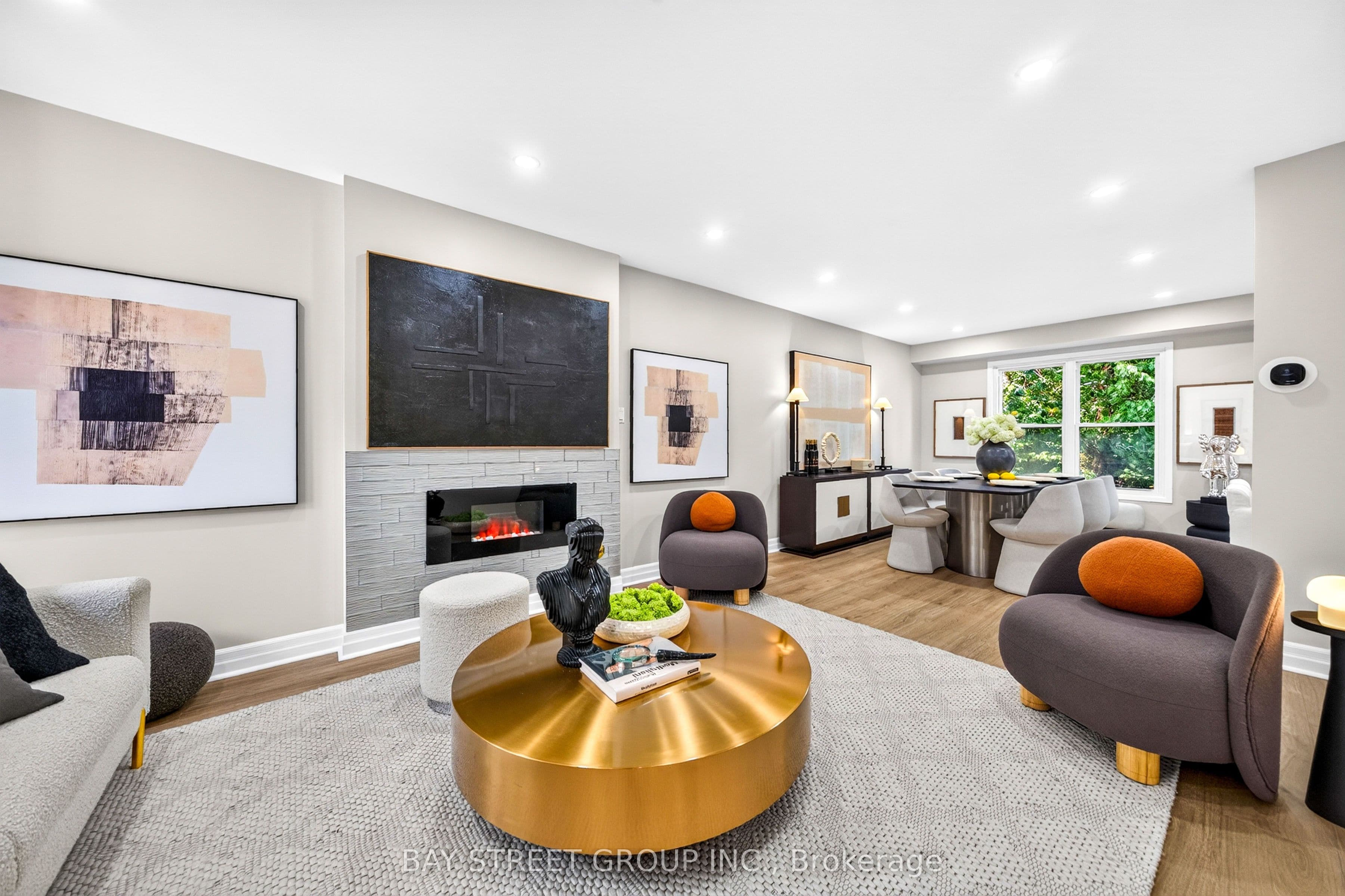 2439 Musket Court, Mississauga, ON L5L 3B7
