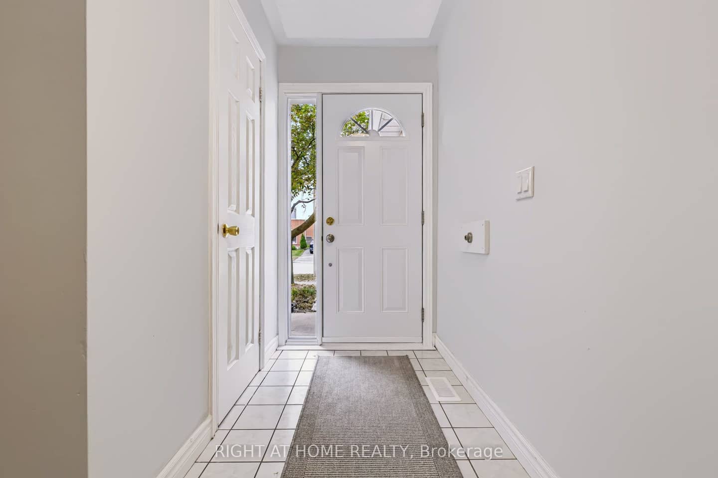 77 Stewart Maclaren Road, Halton Hills, ON L7G 5L8