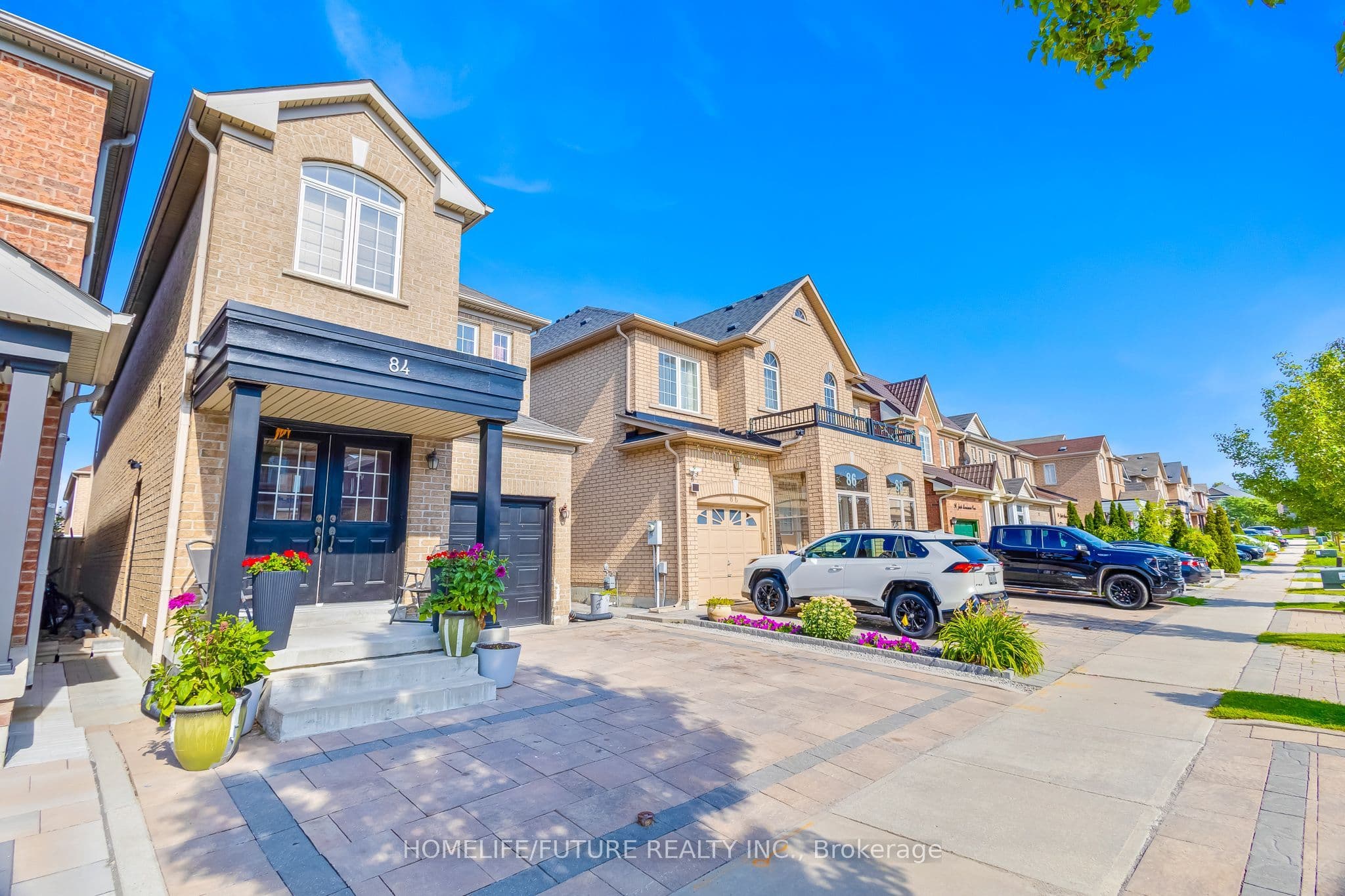 84 Jack Monkman Crescent, Markham, ON L3S 0A4