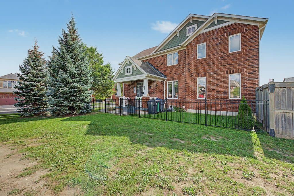 24 Haverty Trail, Brampton, ON L7A 0S2