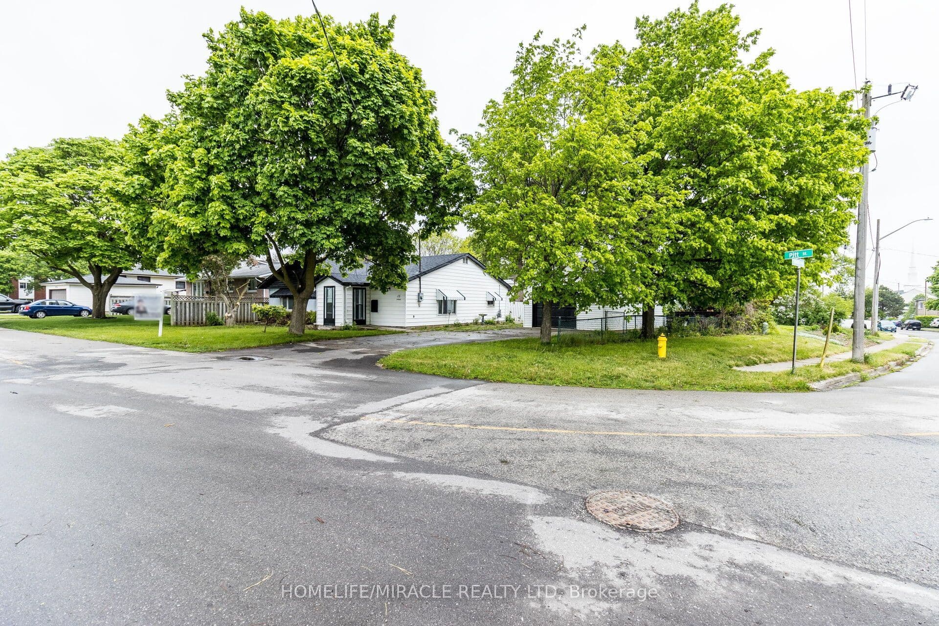 15 Spiers Crescent, Cambridge, ON N1R 3A9