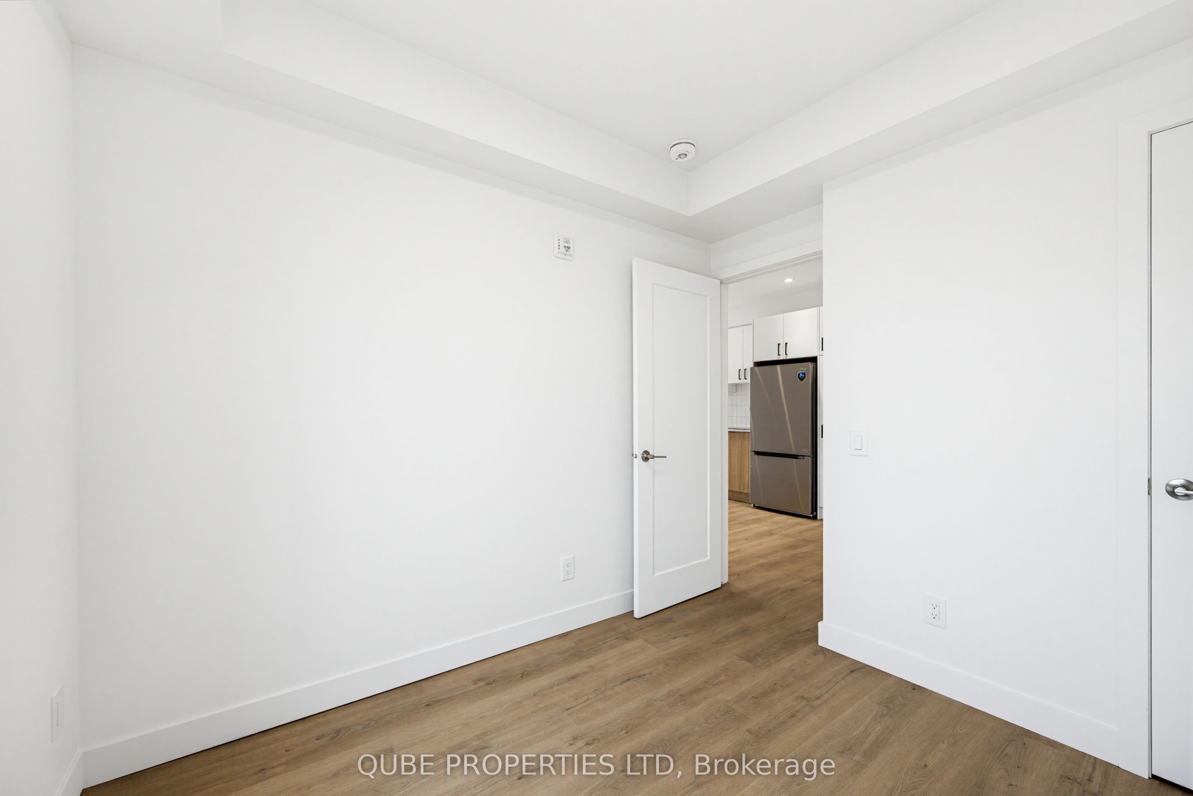 15 Larch Street Unit 304, West Centre Town, ON K1R 6W4