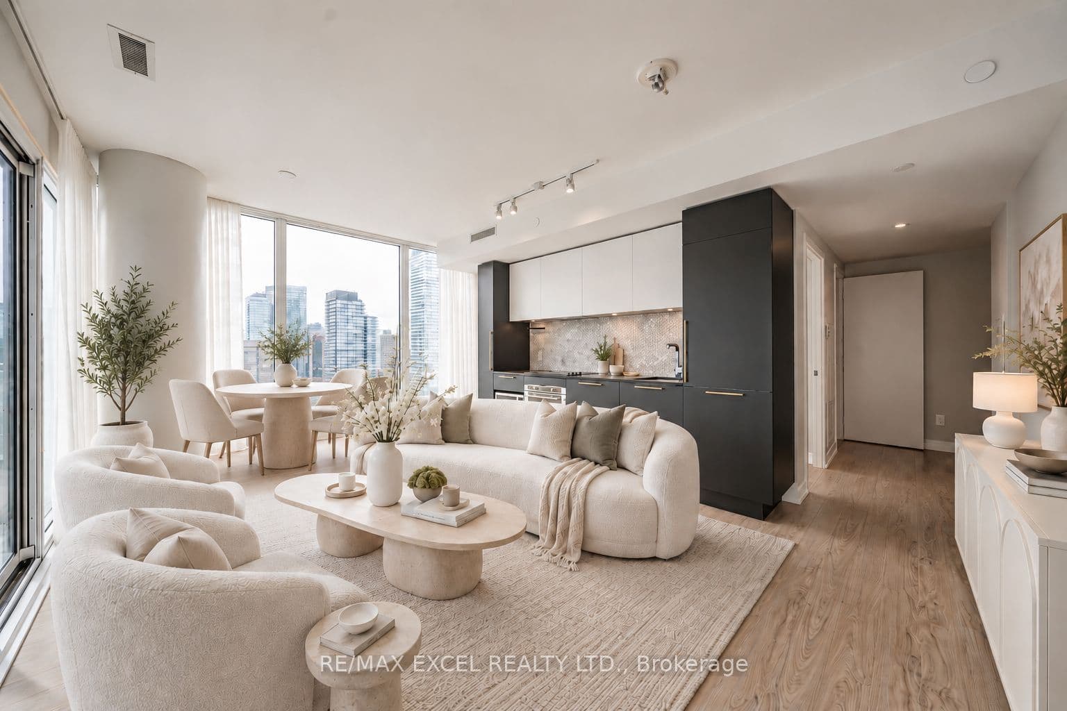 85 Wood Street 3203, Toronto, ON M4Y 0E8