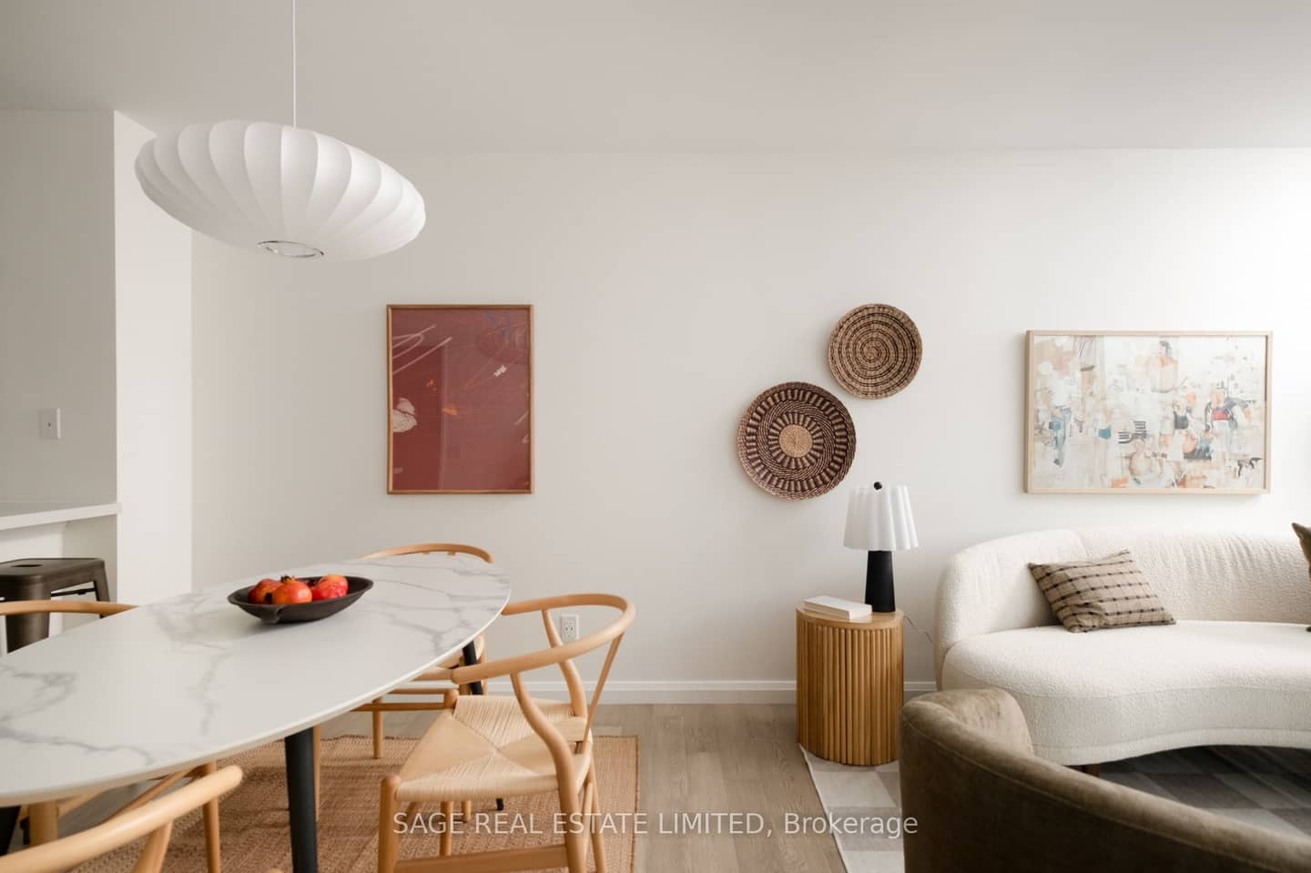 750 Bay Street 2109, Toronto, ON M5G 1N6