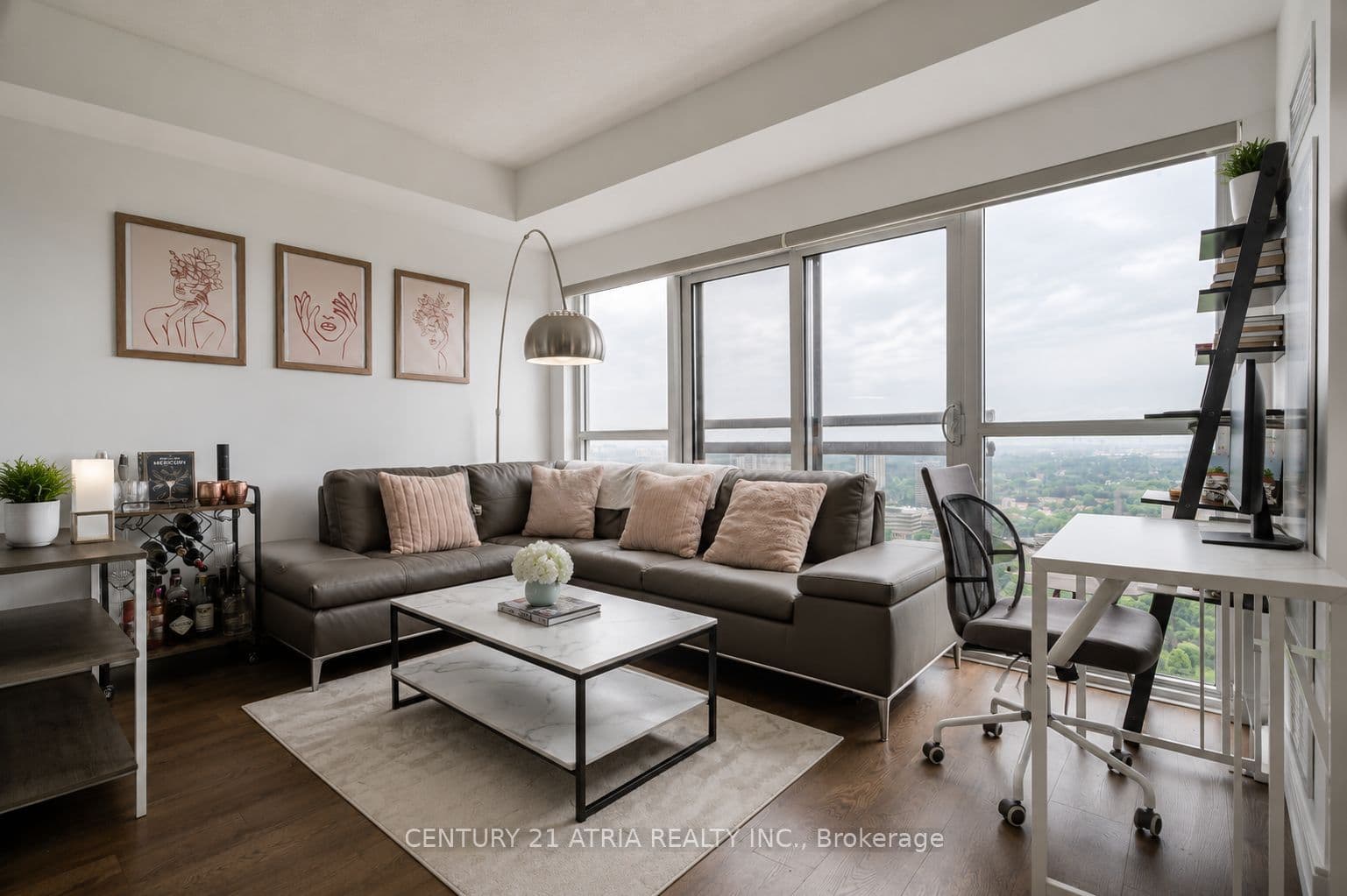 275 Village Green Square 2919, Toronto, ON M1S 0L8