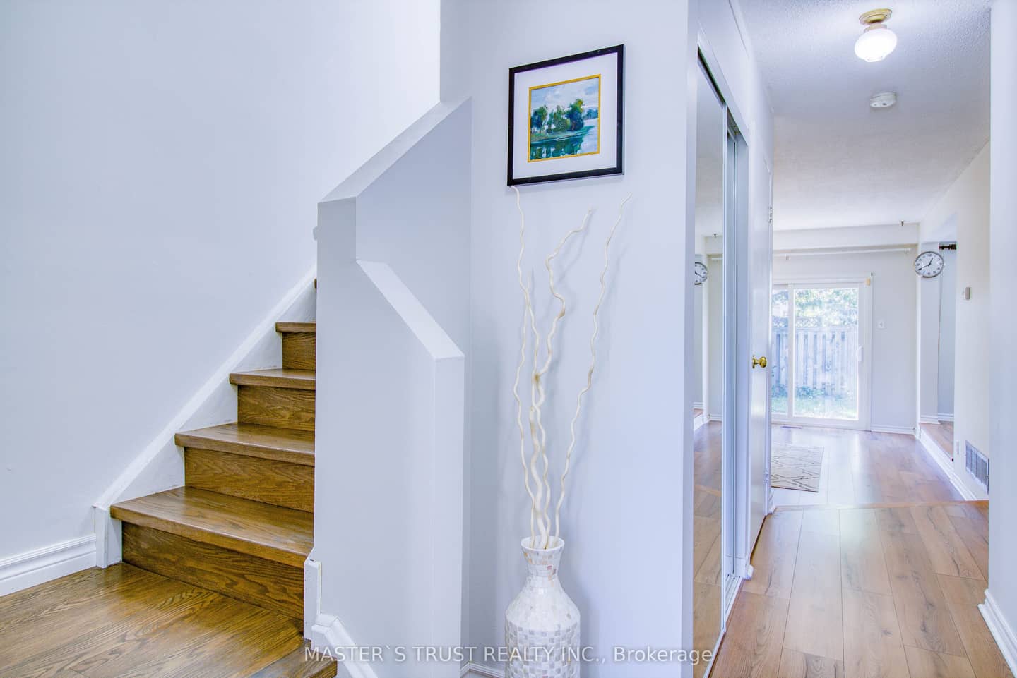 29 Fundy Bay Boulevard 18, Toronto, ON M1W 3A2